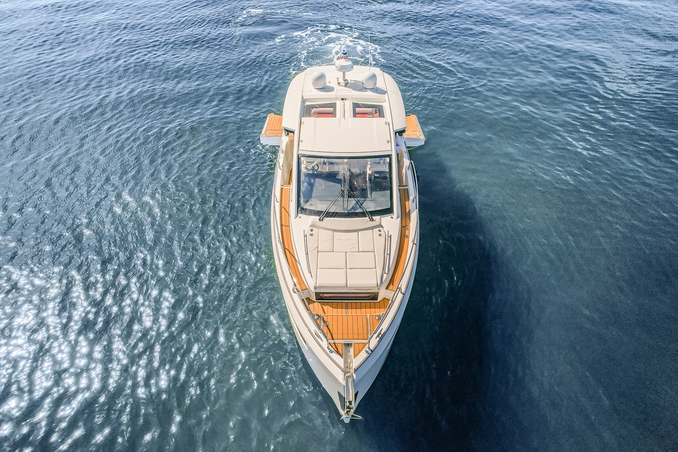 https://arconyachts.ams3.digitaloceanspaces.com/154487/conversions/large_4656968-optimize.jpg