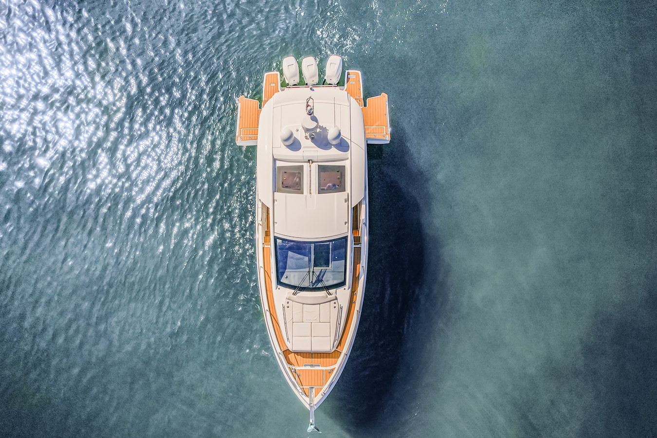 https://arconyachts.ams3.digitaloceanspaces.com/154490/conversions/large_4656969-optimize.jpg
