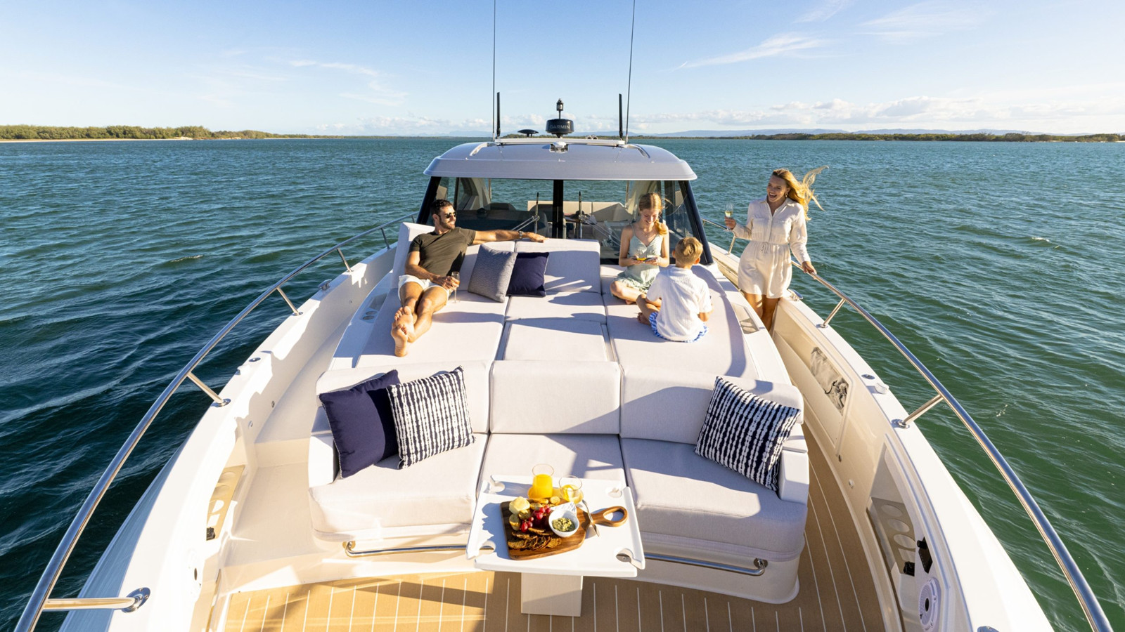 https://arconyachts.ams3.digitaloceanspaces.com/154759/conversions/large_4839823-optimize.jpg