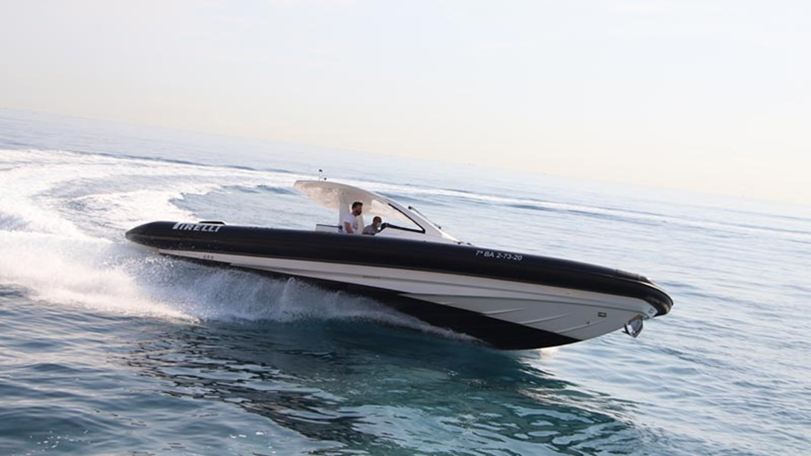 https://arconyachts.ams3.digitaloceanspaces.com/154827/conversions/large_3629943-optimize.jpg