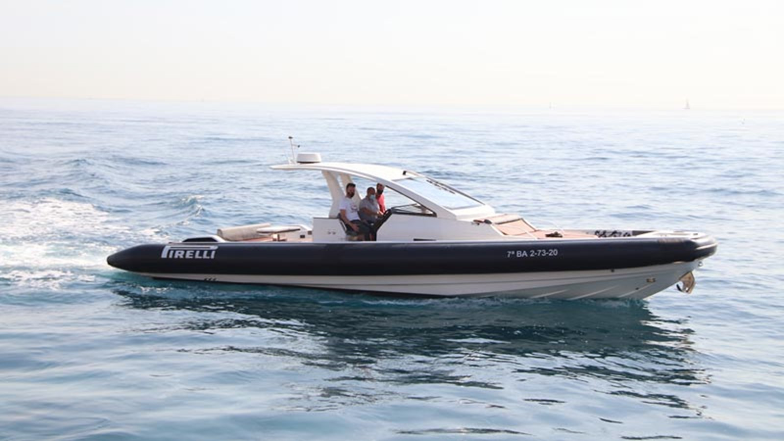 https://arconyachts.ams3.digitaloceanspaces.com/154833/conversions/large_3629947-optimize.jpg