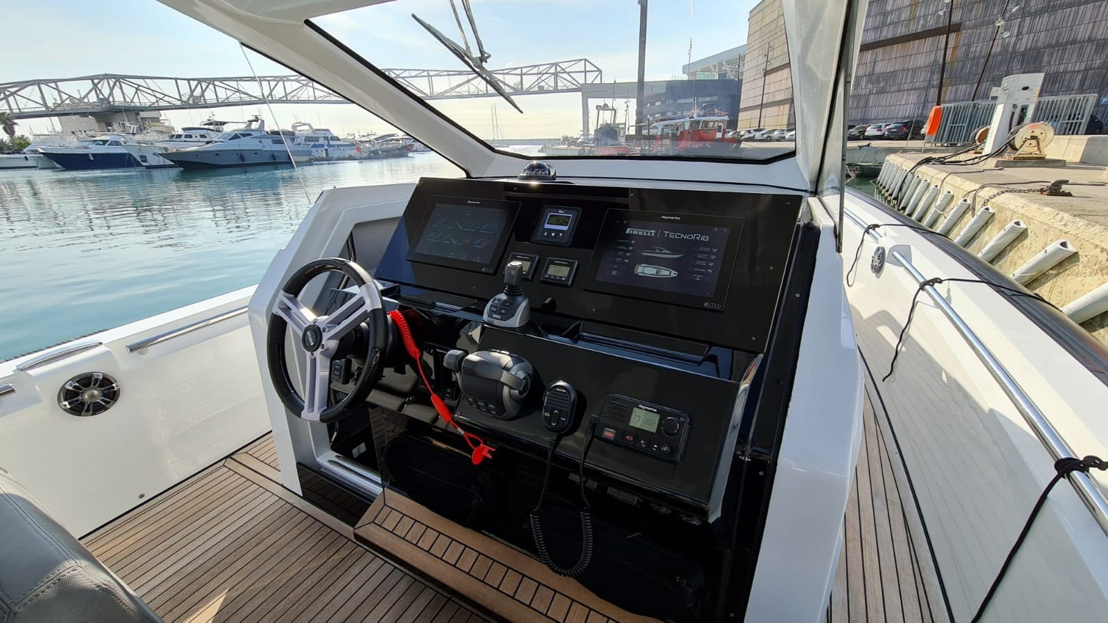 https://arconyachts.ams3.digitaloceanspaces.com/154866/conversions/large_3629931-optimize.jpg