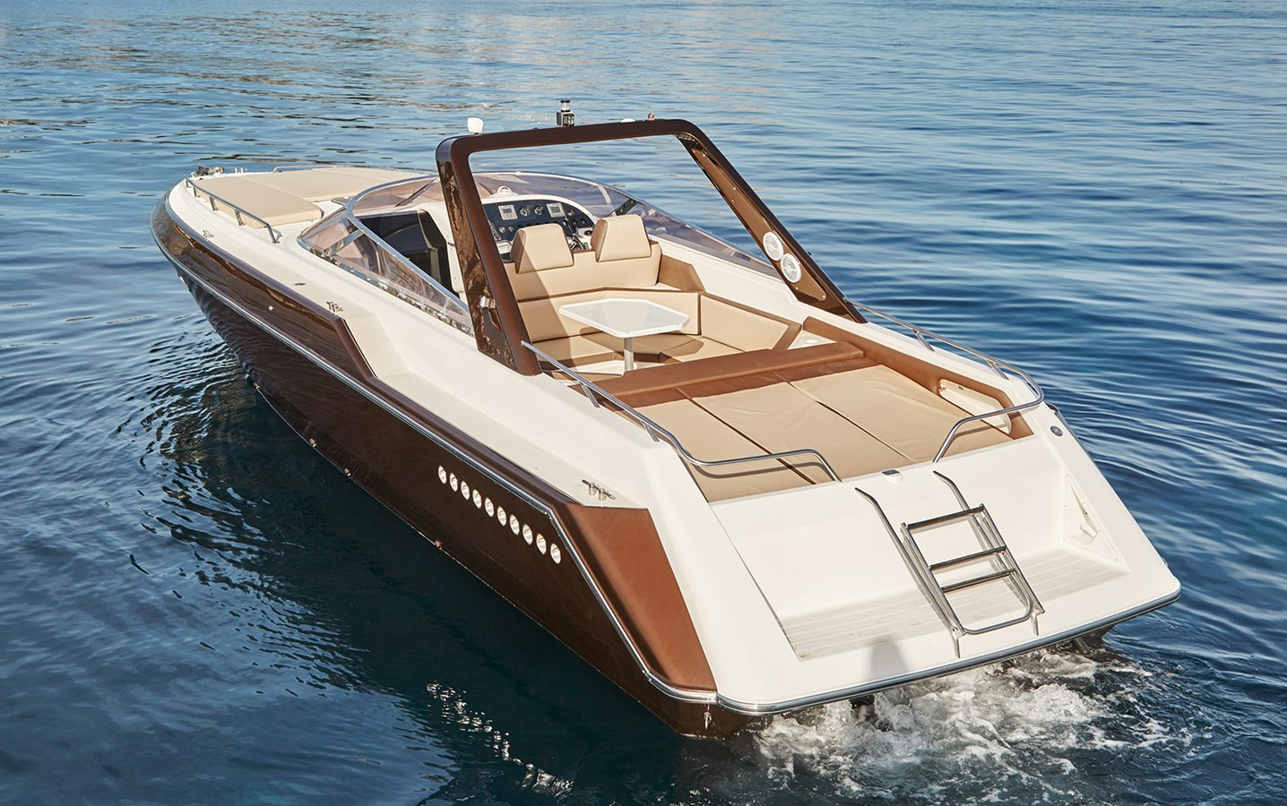 https://arconyachts.ams3.digitaloceanspaces.com/154877/conversions/large_4308974-optimize.jpg