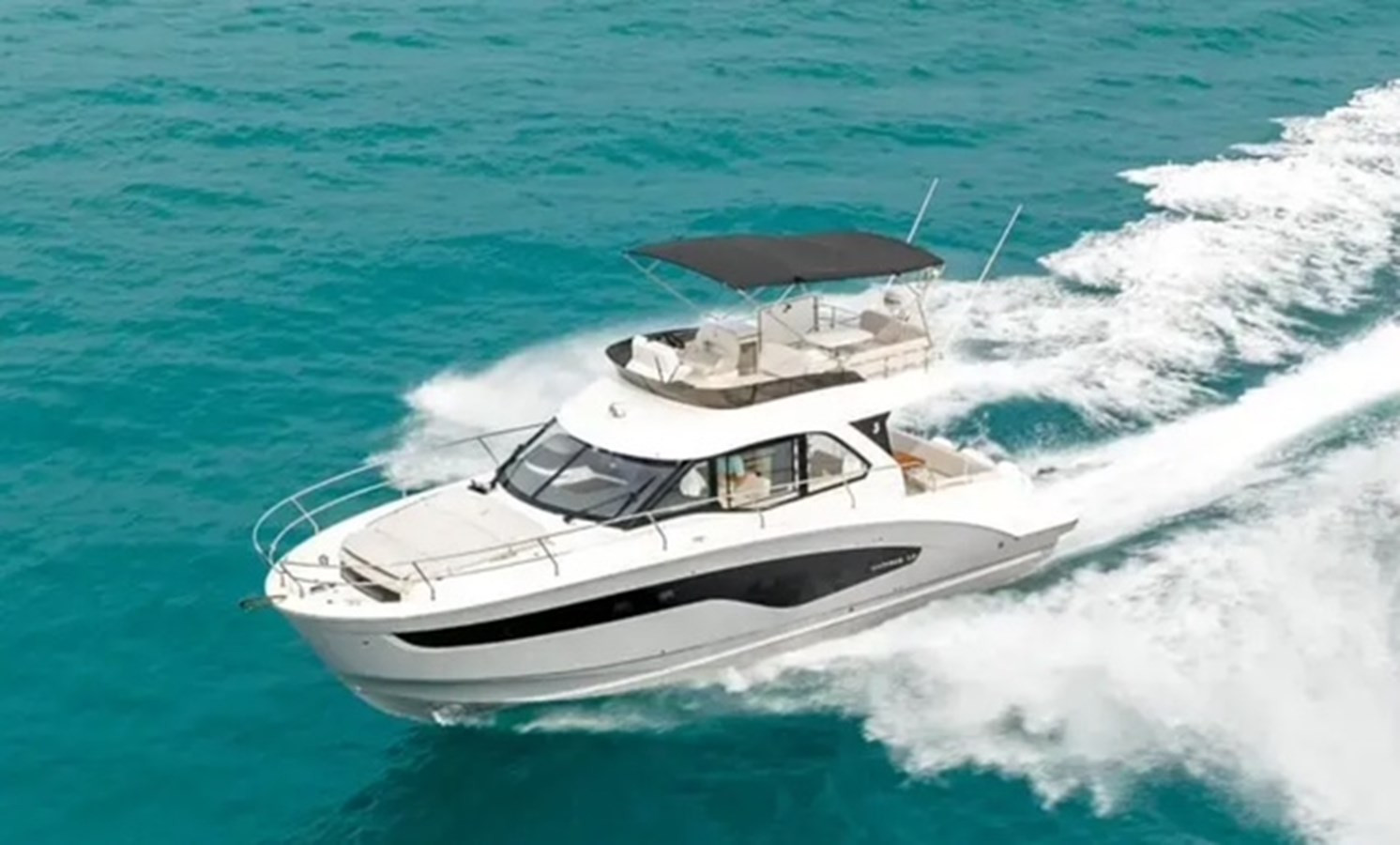 https://arconyachts.ams3.digitaloceanspaces.com/154921/conversions/large_4537469-optimize.jpg