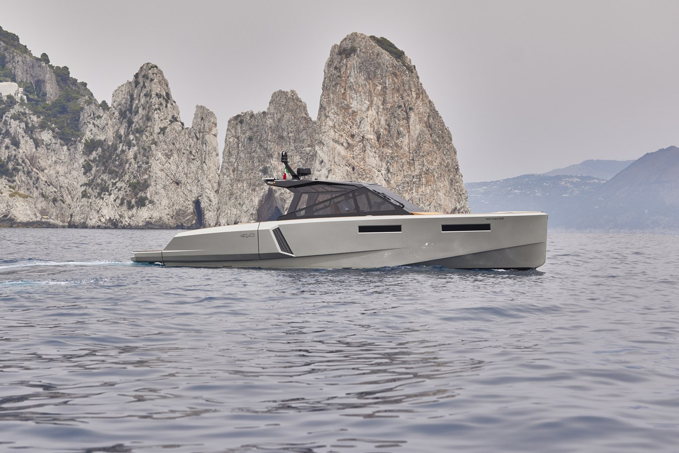 https://arconyachts.ams3.digitaloceanspaces.com/155125/conversions/large_4524218-optimize.jpg