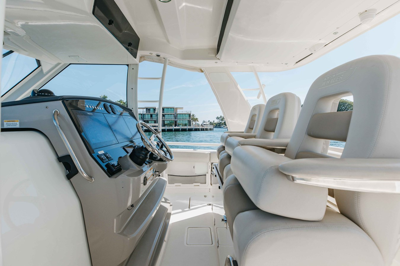 https://arconyachts.ams3.digitaloceanspaces.com/155397/conversions/large_4539899-optimize.jpg