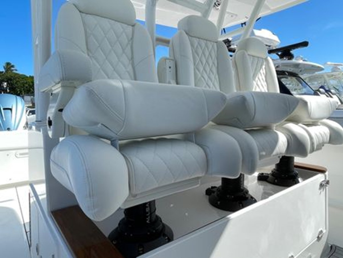 https://arconyachts.ams3.digitaloceanspaces.com/155647/conversions/large_4596857-optimize.jpg