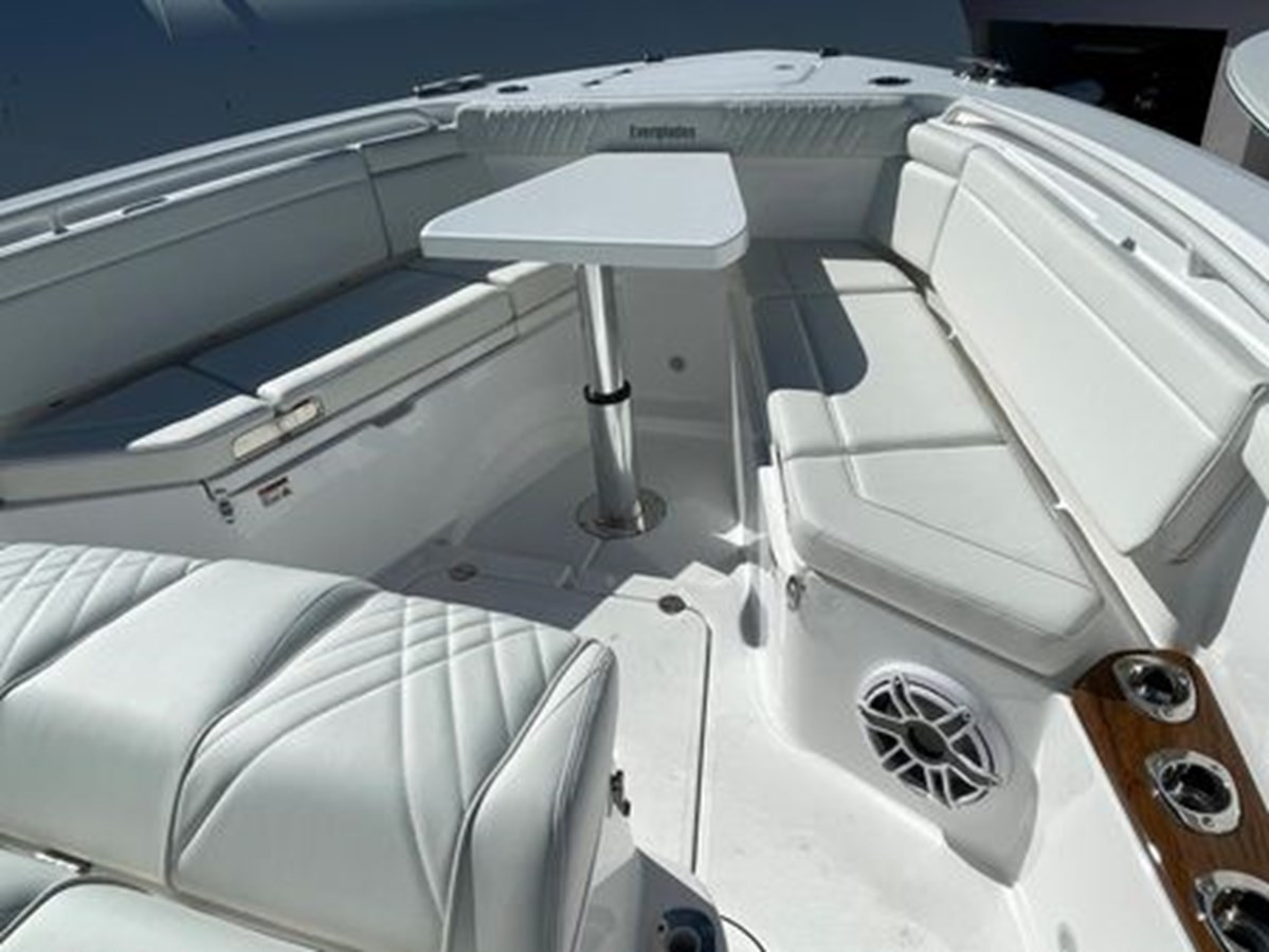 https://arconyachts.ams3.digitaloceanspaces.com/155670/conversions/large_4596867-optimize.jpg