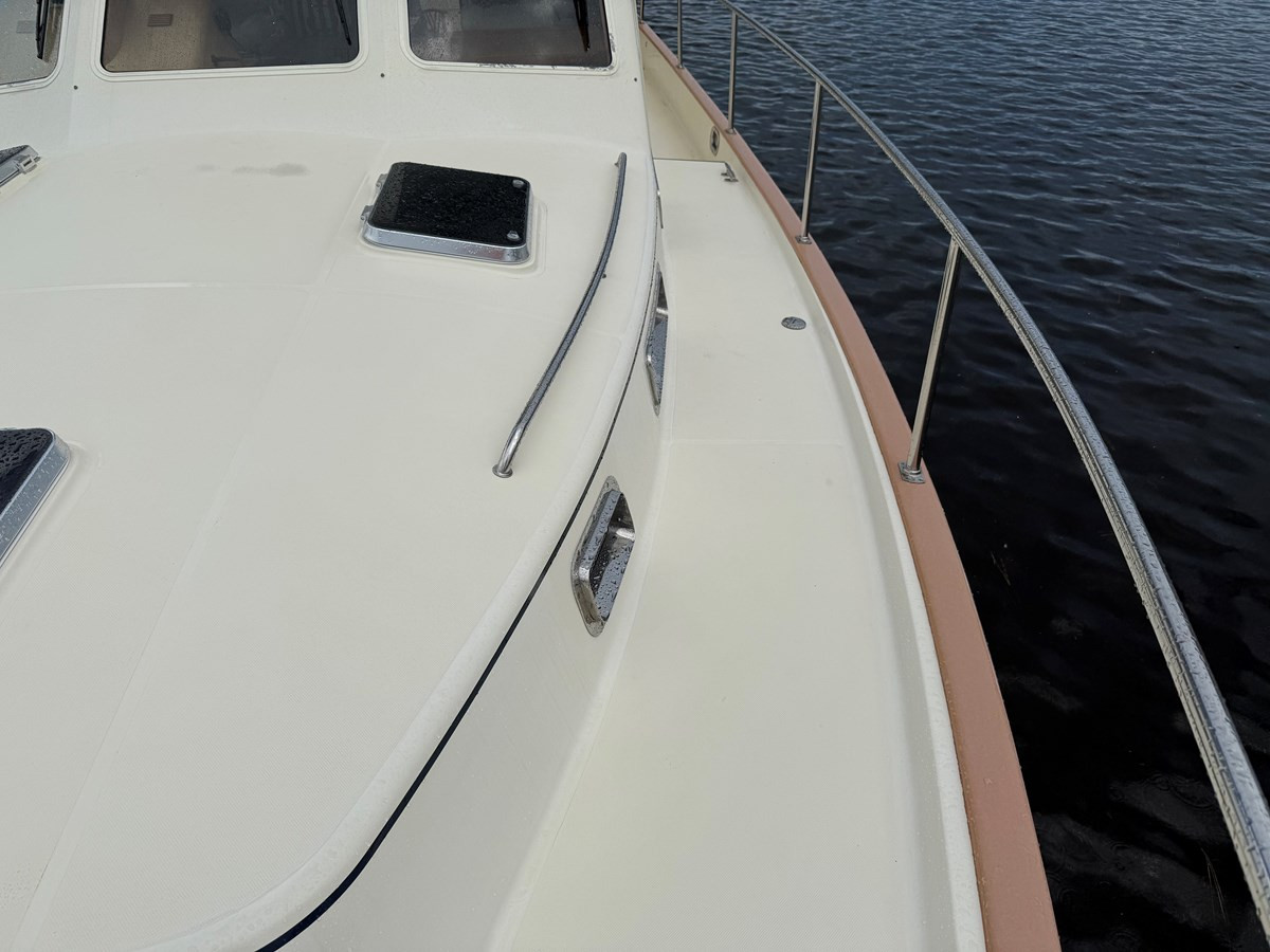 https://arconyachts.ams3.digitaloceanspaces.com/155890/conversions/large_4819014-optimize.jpg