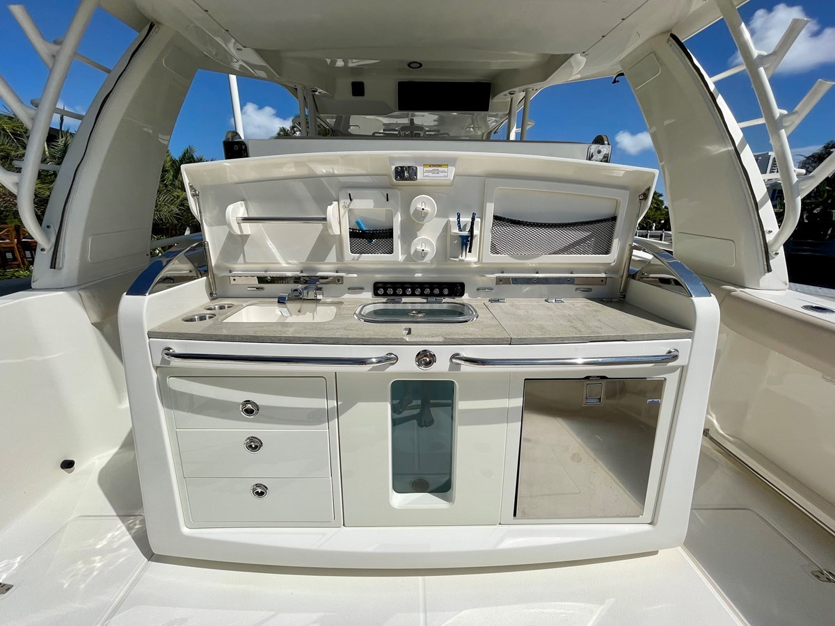 https://arconyachts.ams3.digitaloceanspaces.com/156062/conversions/large_3346905-optimize.jpg