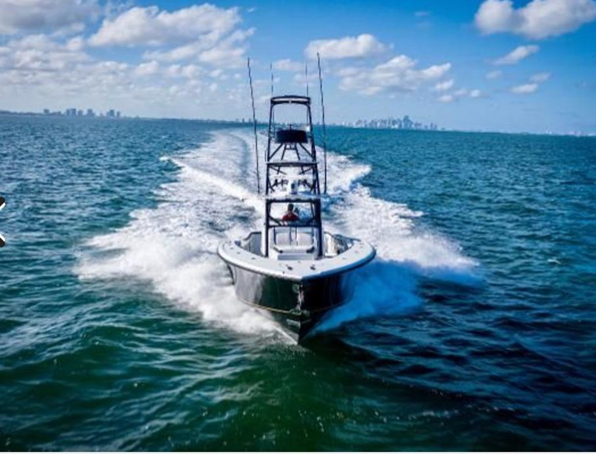 https://arconyachts.ams3.digitaloceanspaces.com/156261/conversions/large_3798266-optimize.jpg