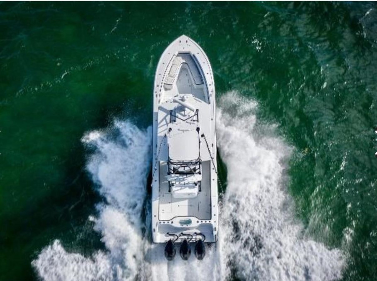 https://arconyachts.ams3.digitaloceanspaces.com/156266/conversions/large_3798268-optimize.jpg