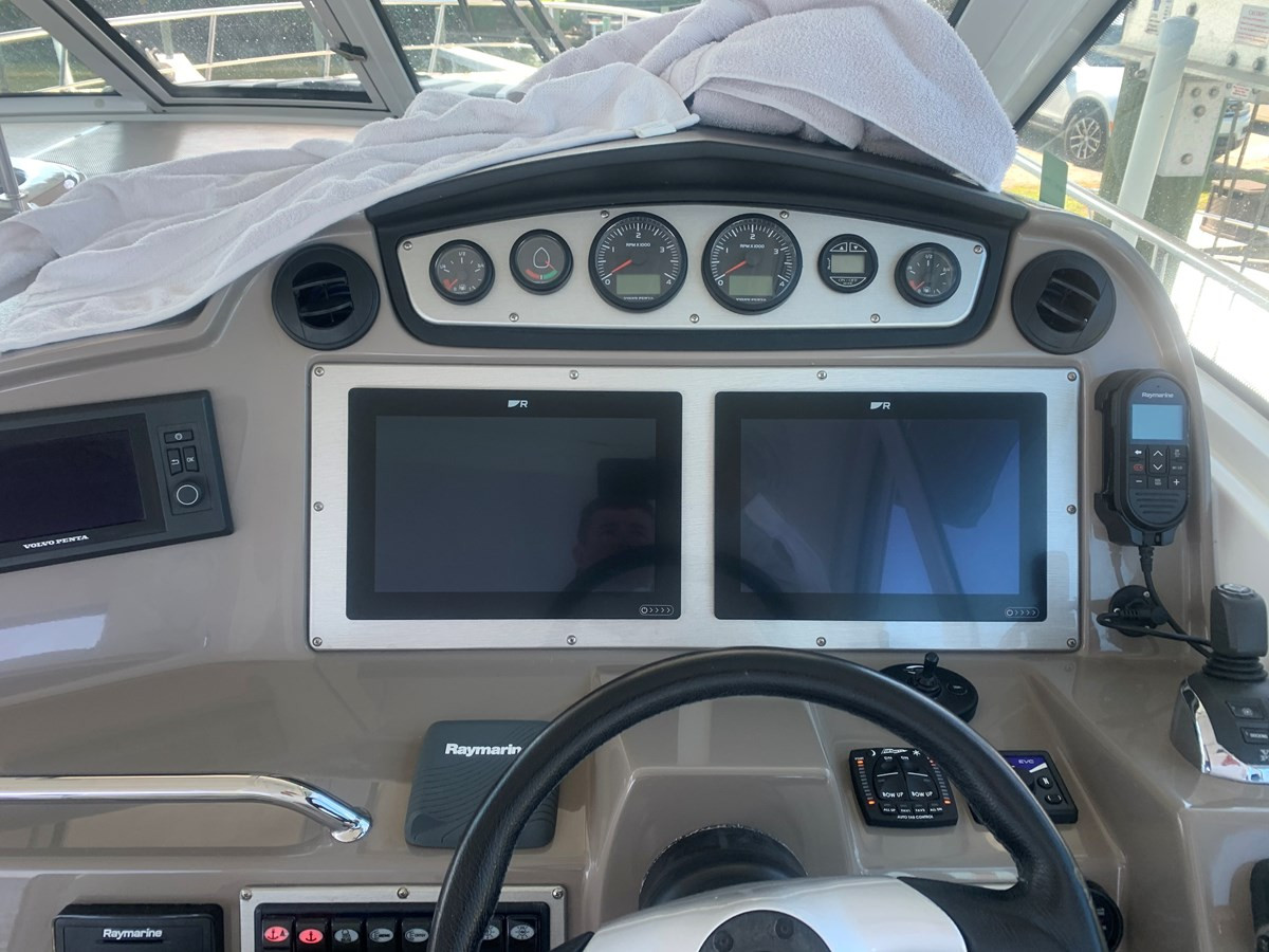 https://arconyachts.ams3.digitaloceanspaces.com/156349/conversions/large_3832261-optimize.jpg