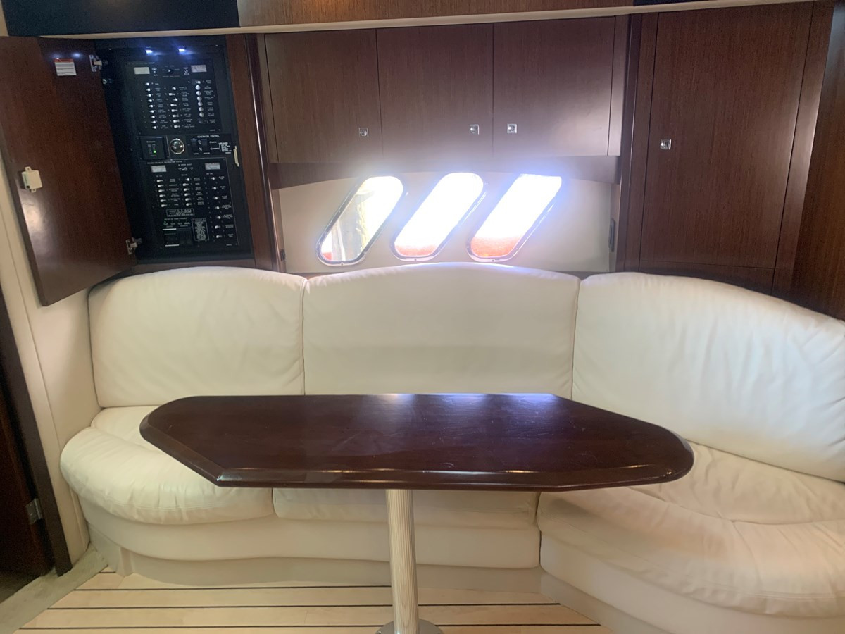 https://arconyachts.ams3.digitaloceanspaces.com/156362/conversions/large_3832266-optimize.jpg