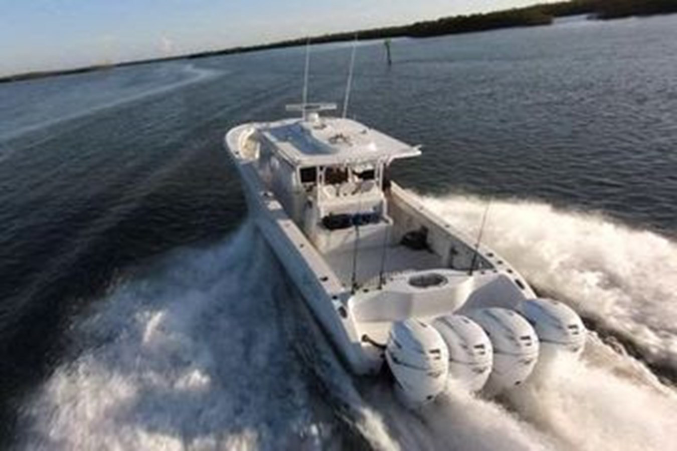 https://arconyachts.ams3.digitaloceanspaces.com/156498/conversions/large_4018678-optimize.jpg