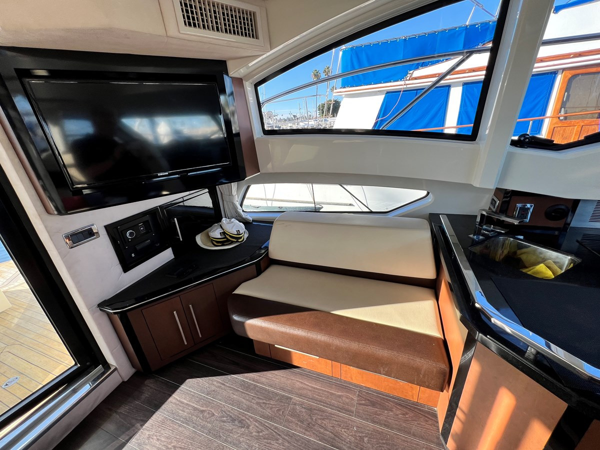 https://arconyachts.ams3.digitaloceanspaces.com/156542/conversions/large_4001386-optimize.jpg