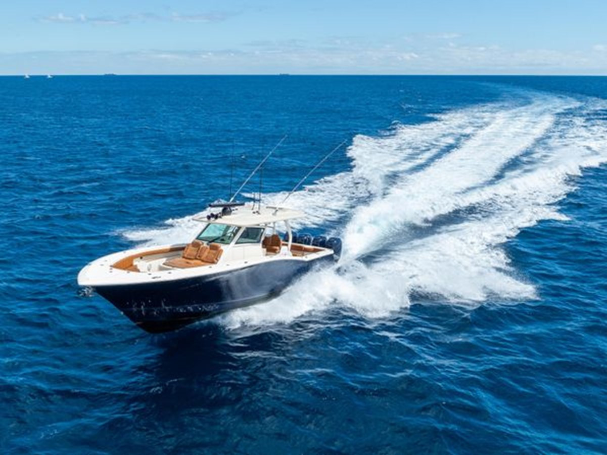 https://arconyachts.ams3.digitaloceanspaces.com/156549/conversions/large_4110910-optimize.jpg