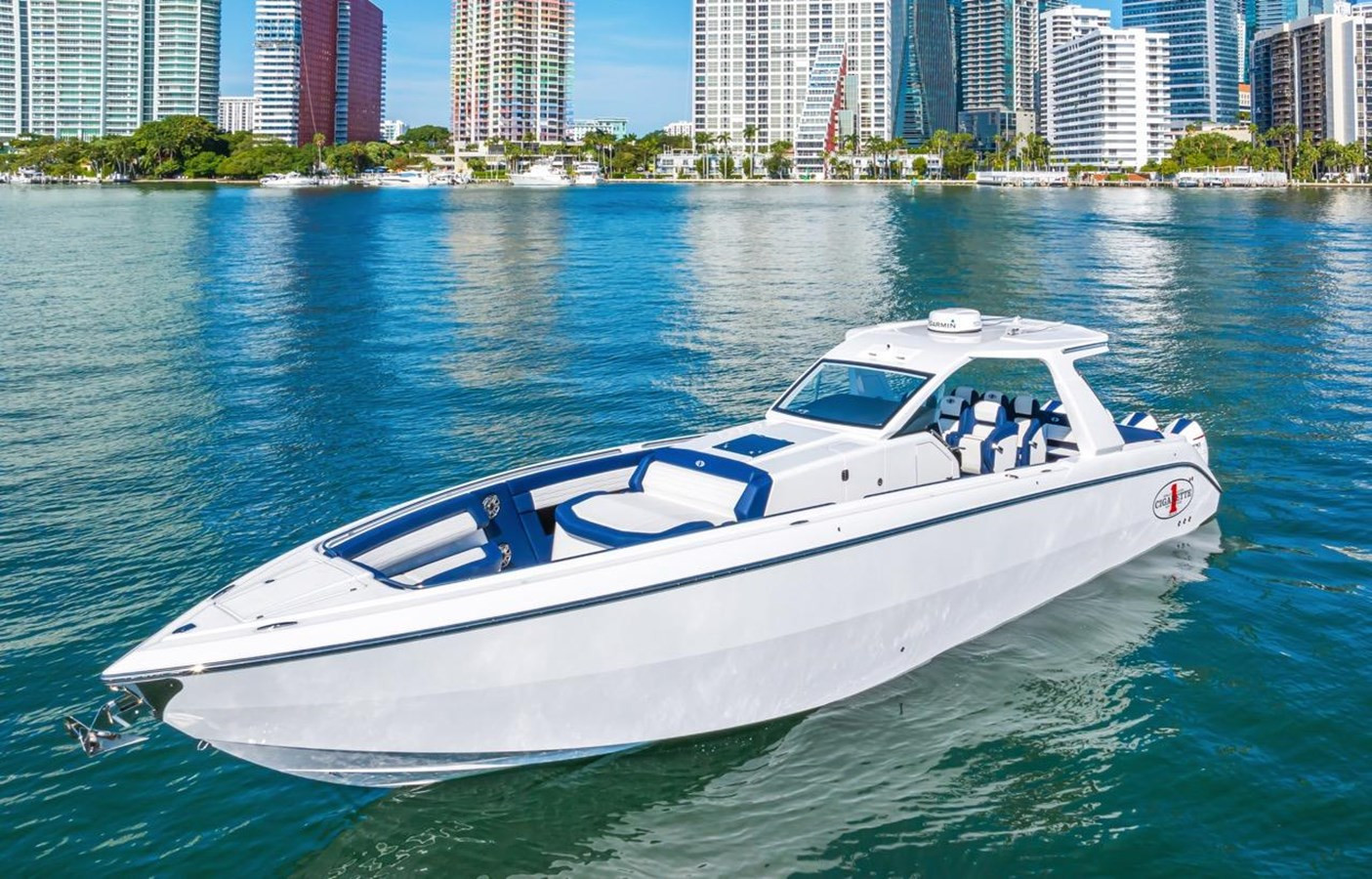 https://arconyachts.ams3.digitaloceanspaces.com/156598/conversions/large_4071062-optimize.jpg