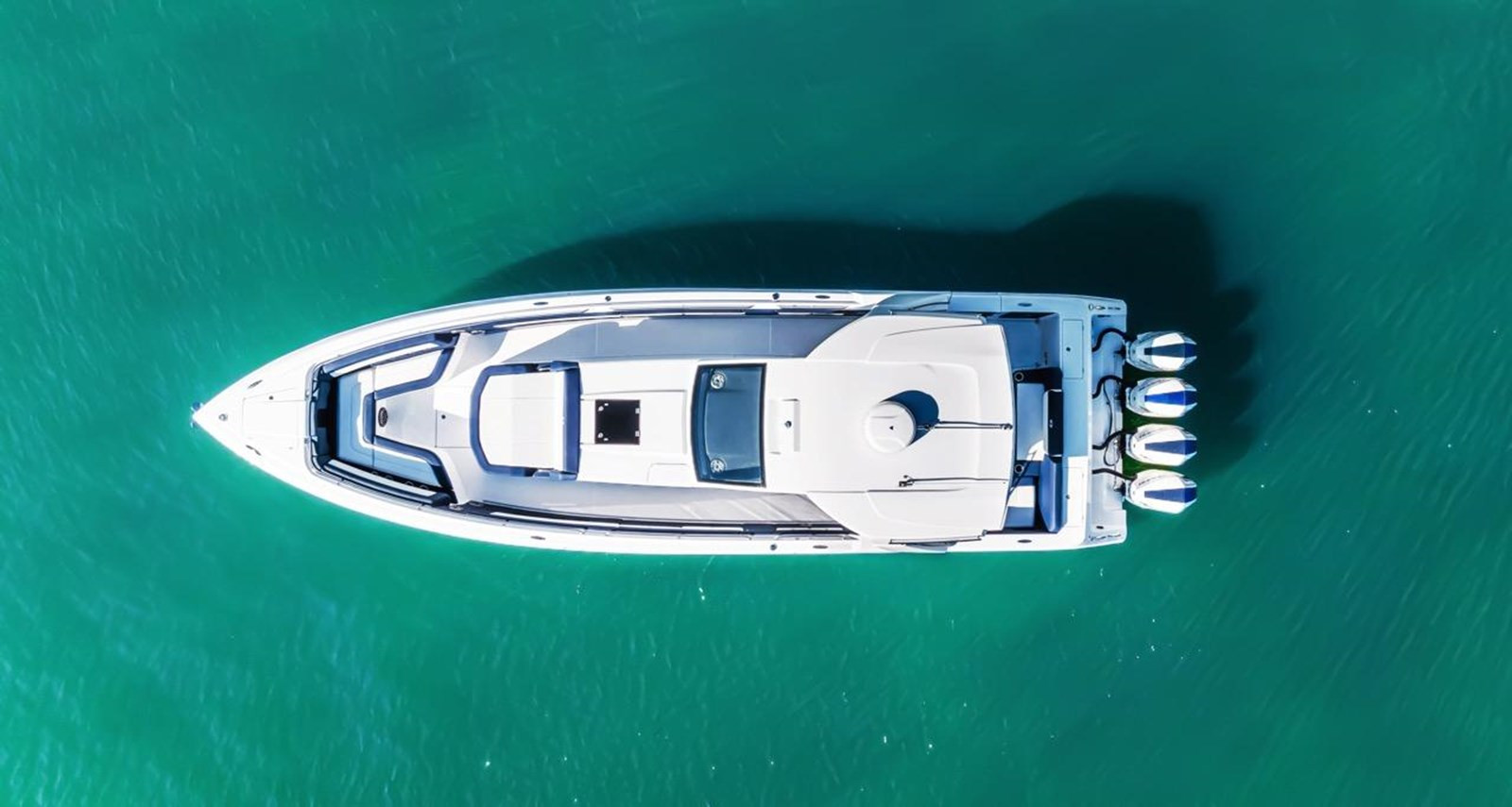 https://arconyachts.ams3.digitaloceanspaces.com/156617/conversions/large_4071068-optimize.jpg