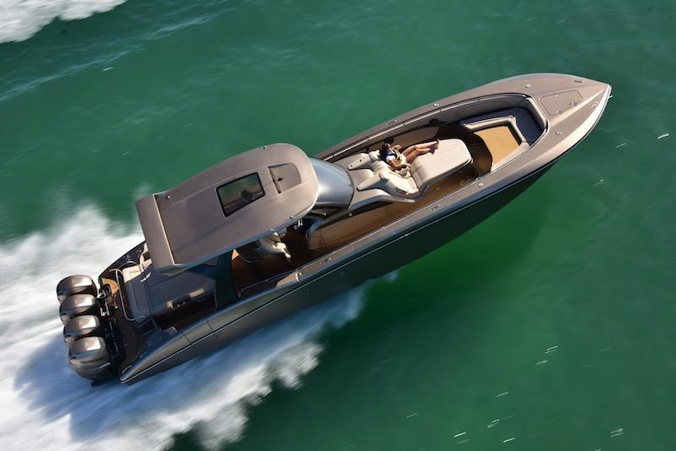 https://arconyachts.ams3.digitaloceanspaces.com/156848/conversions/large_4239755-optimize.jpg