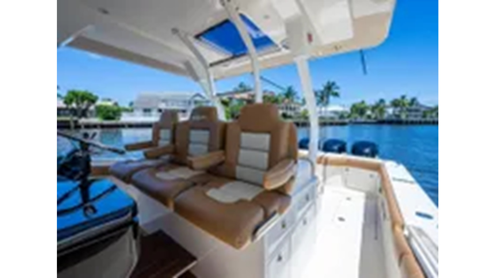 https://arconyachts.ams3.digitaloceanspaces.com/157066/conversions/large_4289500-optimize.jpg