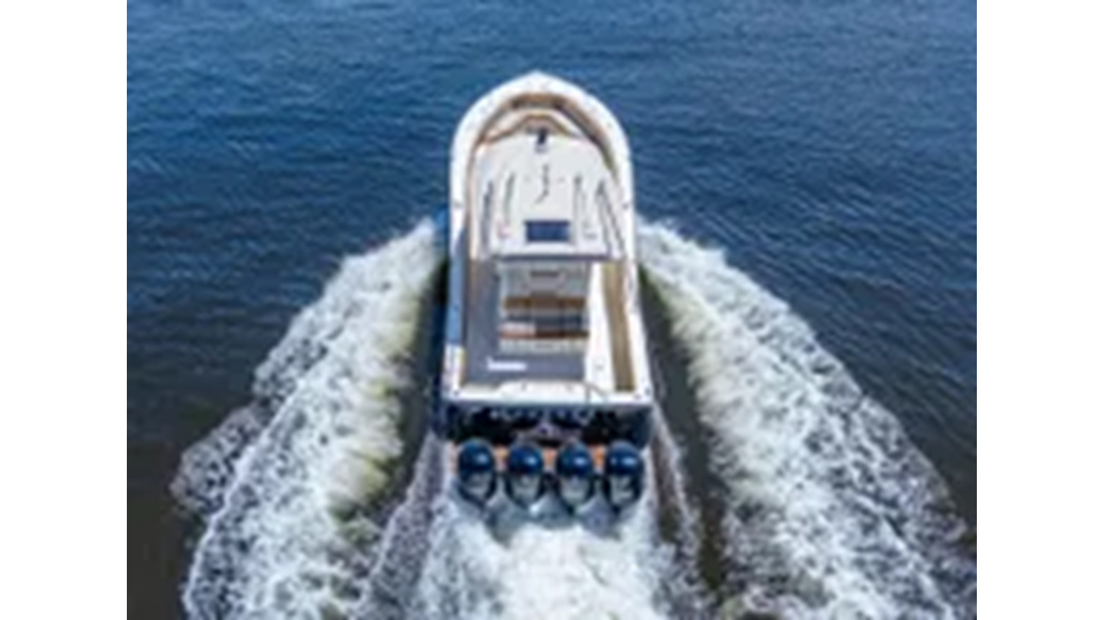 https://arconyachts.ams3.digitaloceanspaces.com/157094/conversions/large_4289509-optimize.jpg
