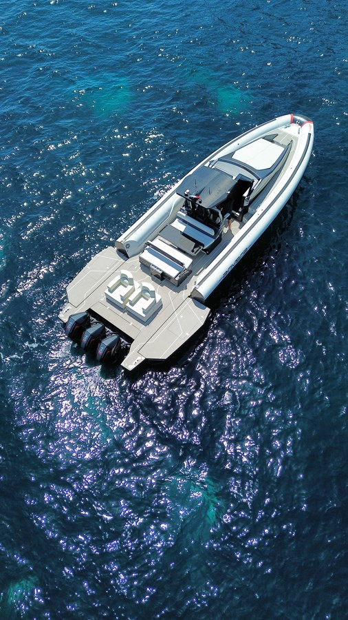 https://arconyachts.ams3.digitaloceanspaces.com/157127/conversions/large_4309968-optimize.jpg