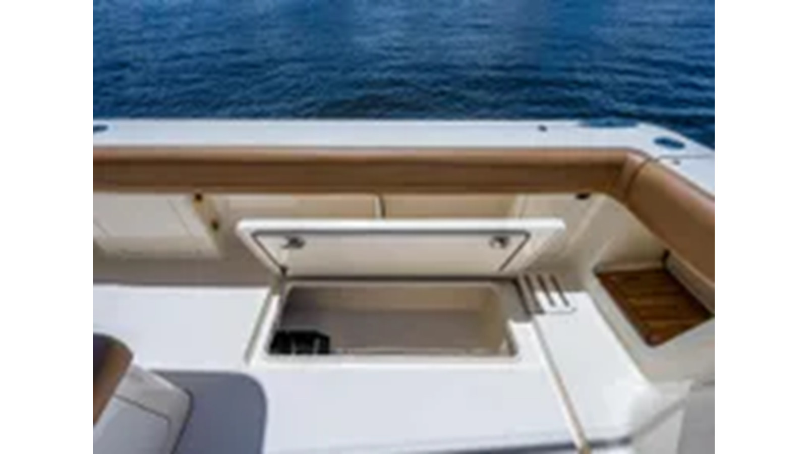 https://arconyachts.ams3.digitaloceanspaces.com/157128/conversions/large_4289519-optimize.jpg
