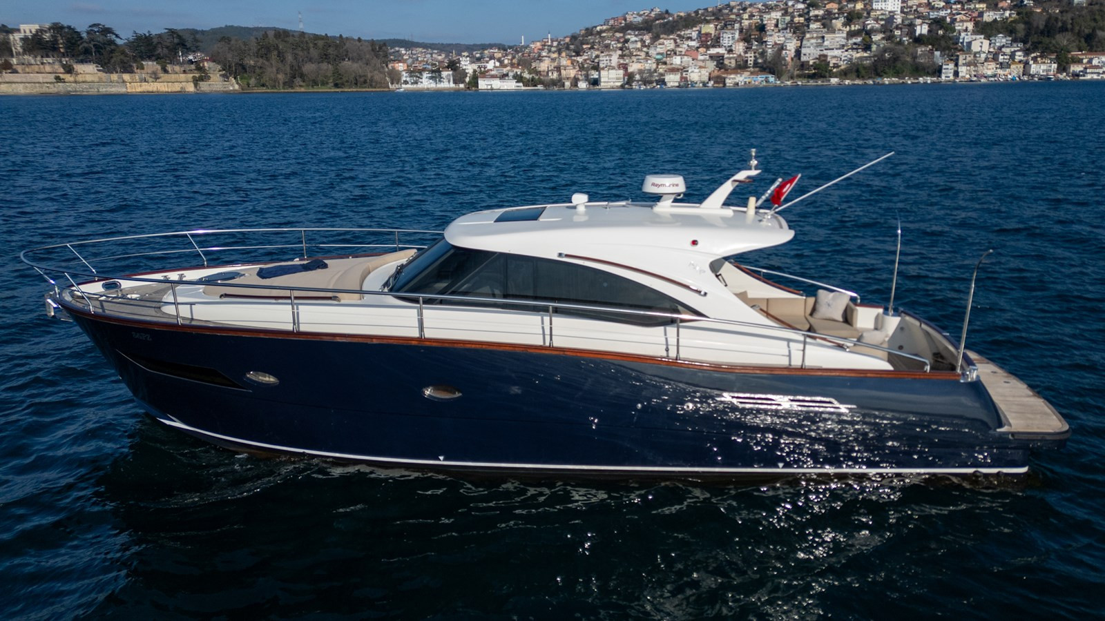 https://arconyachts.ams3.digitaloceanspaces.com/157345/conversions/large_4530970-optimize.jpg