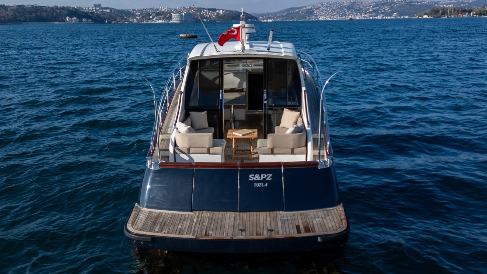 https://arconyachts.ams3.digitaloceanspaces.com/157358/conversions/large_4530974-optimize.jpg