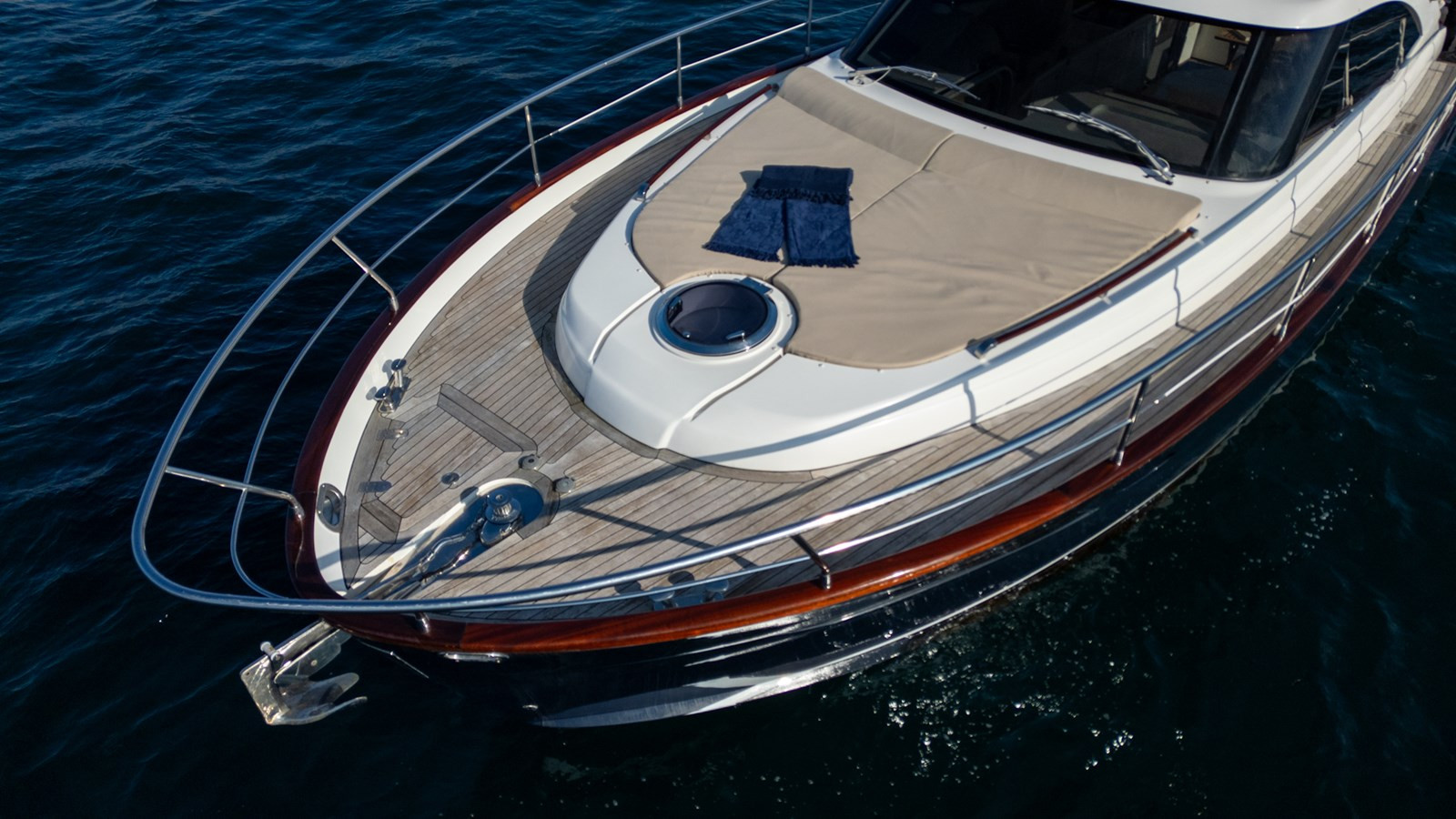 https://arconyachts.ams3.digitaloceanspaces.com/157383/conversions/large_4530983-optimize.jpg