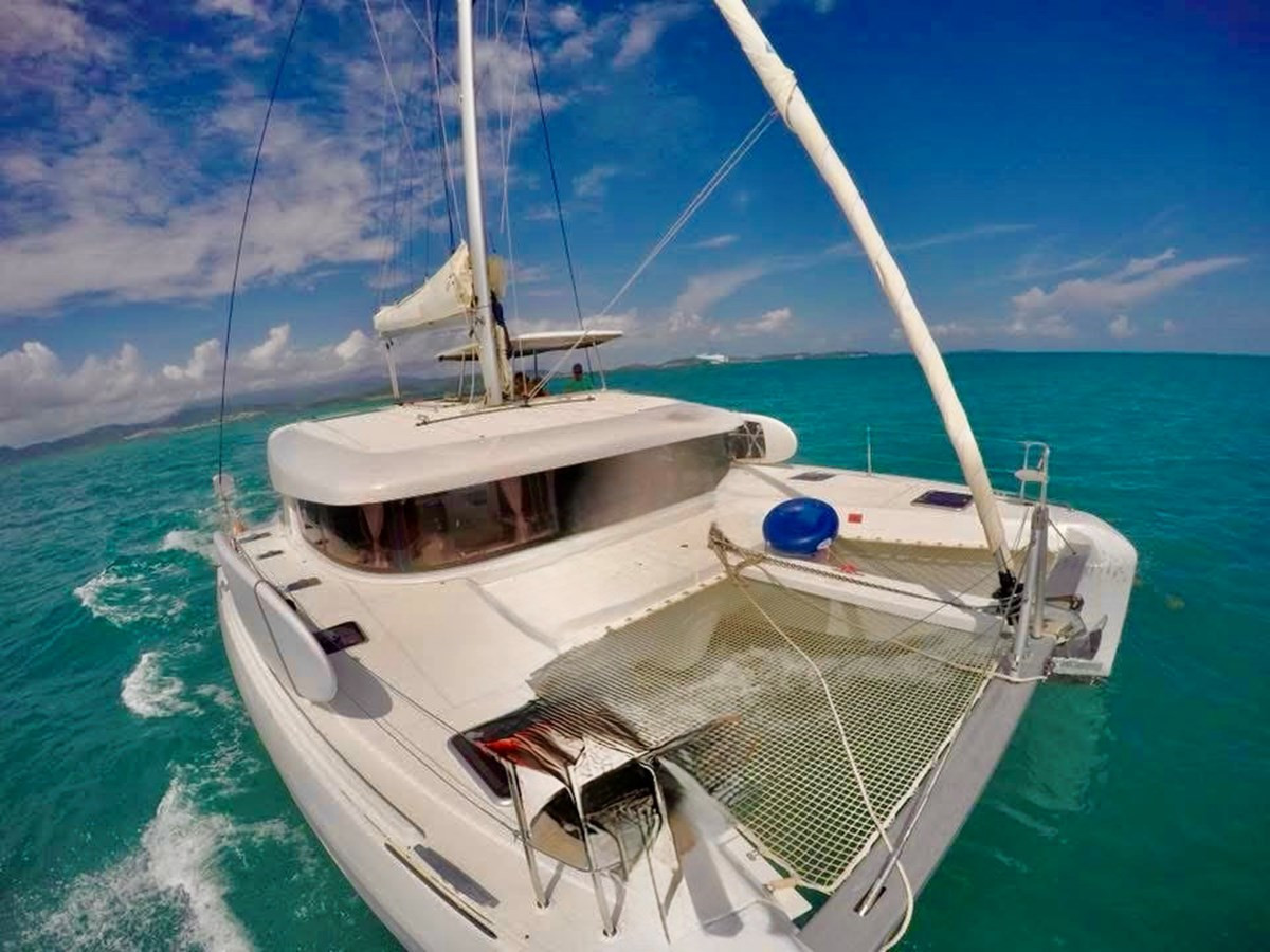 https://arconyachts.ams3.digitaloceanspaces.com/157434/conversions/large_4605108-optimize.jpg