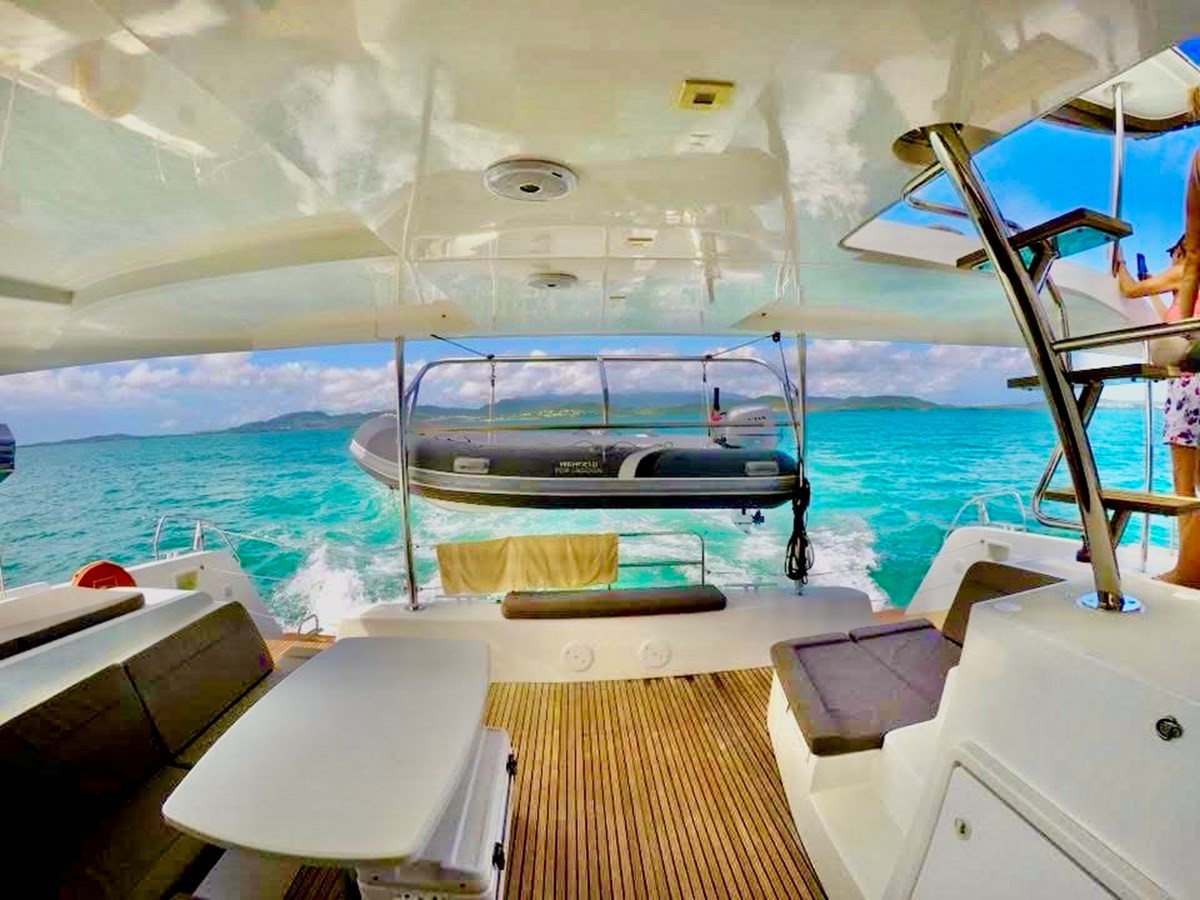 https://arconyachts.ams3.digitaloceanspaces.com/157436/conversions/large_4605109-optimize.jpg