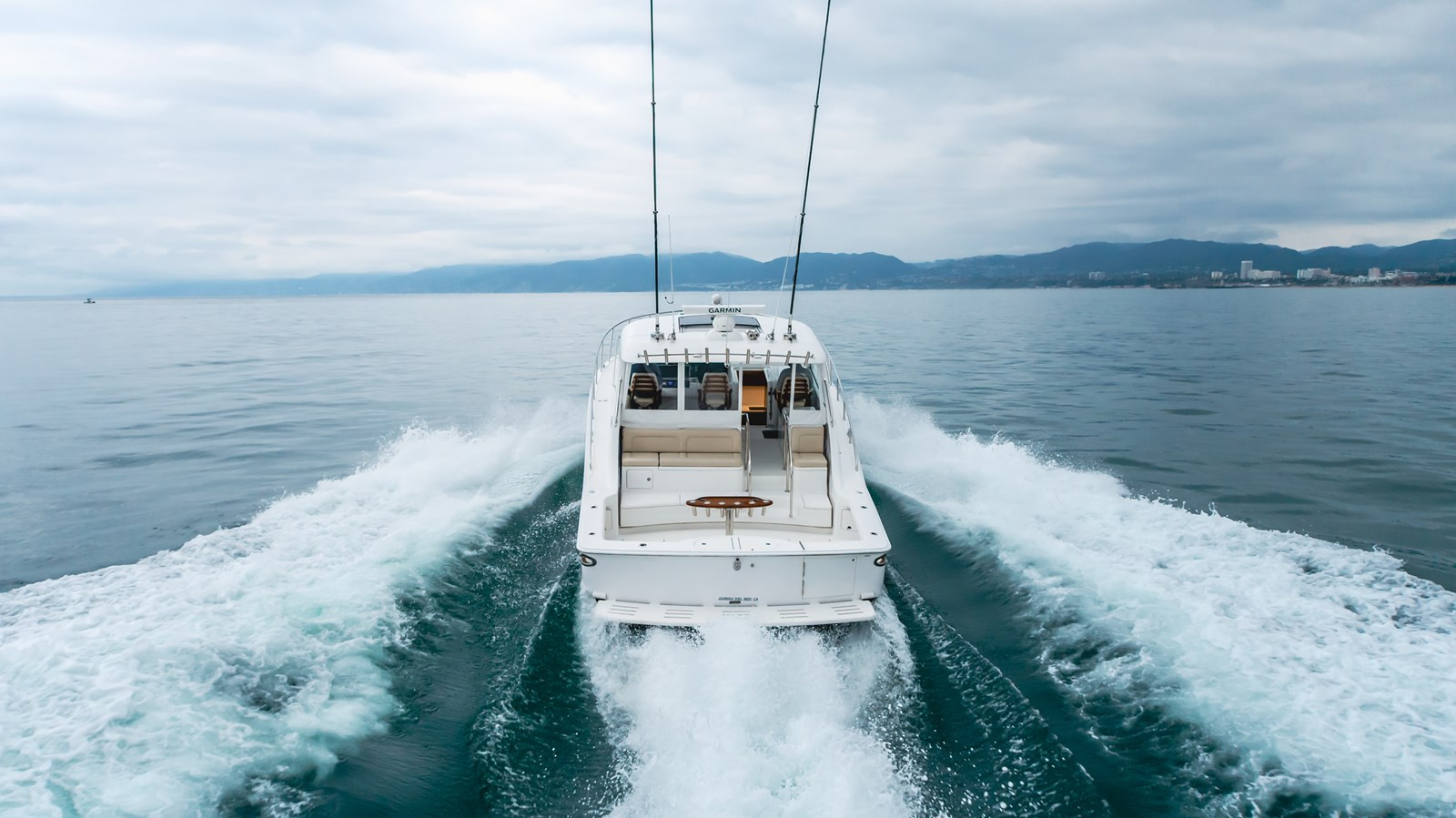 https://arconyachts.ams3.digitaloceanspaces.com/157622/conversions/large_4633390-optimize.jpg