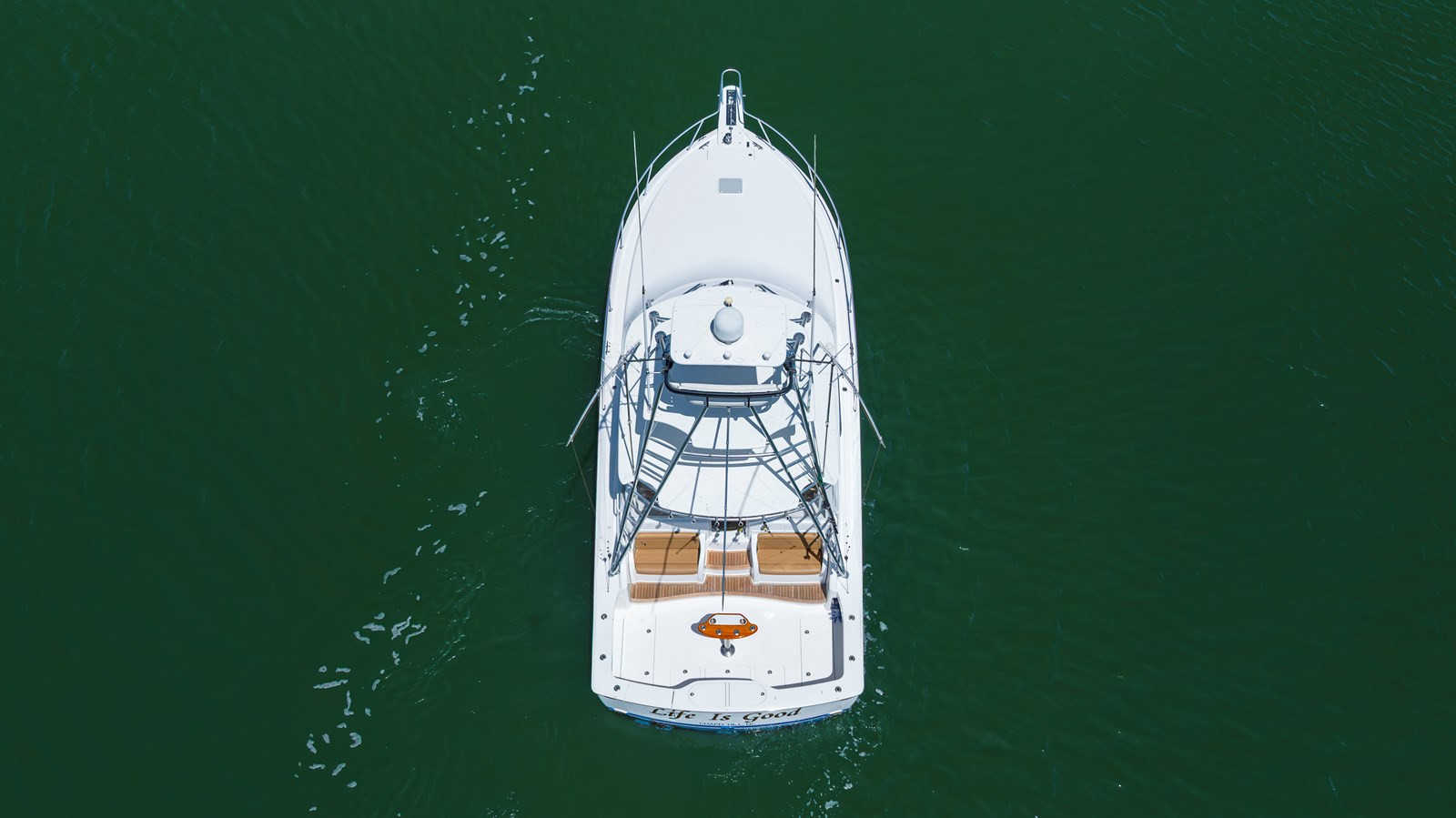 https://arconyachts.ams3.digitaloceanspaces.com/158389/conversions/large_4642100-optimize.jpg