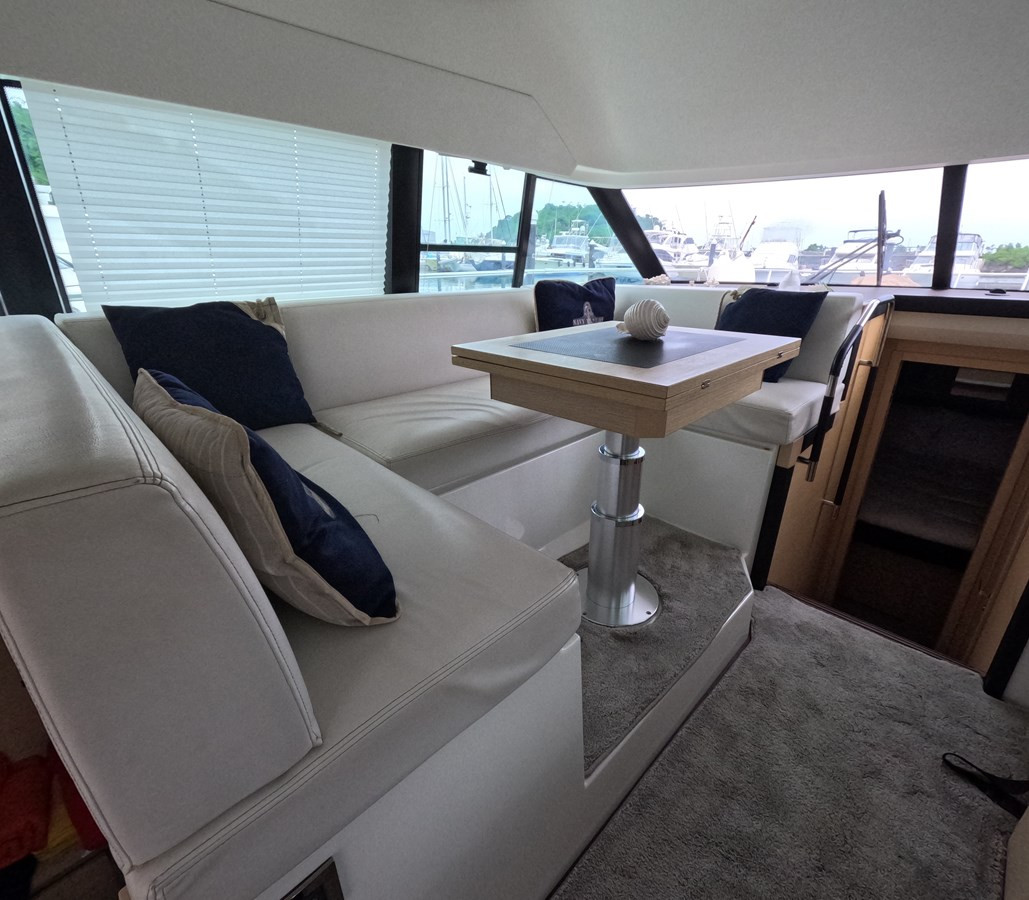 https://arconyachts.ams3.digitaloceanspaces.com/158654/conversions/large_3816204-optimize.jpg
