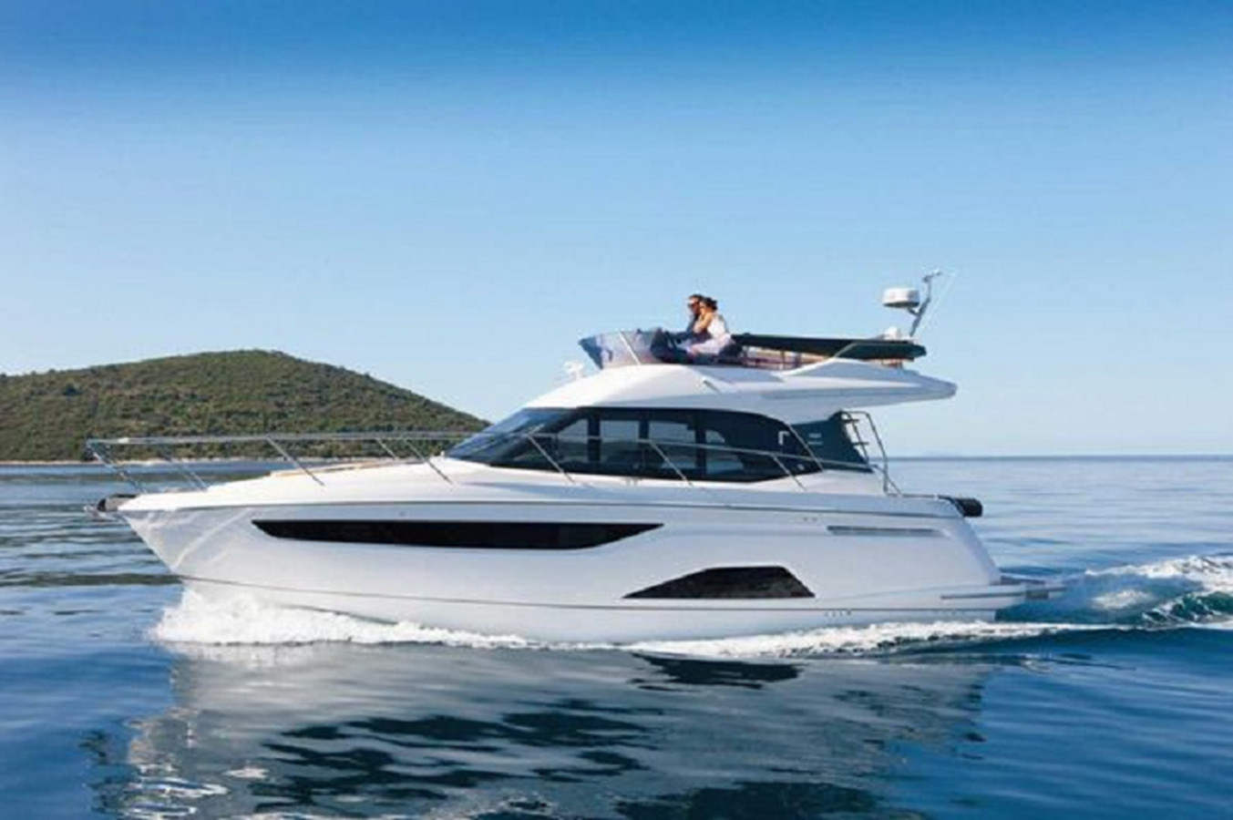 https://arconyachts.ams3.digitaloceanspaces.com/158676/conversions/large_3886729-optimize.jpg