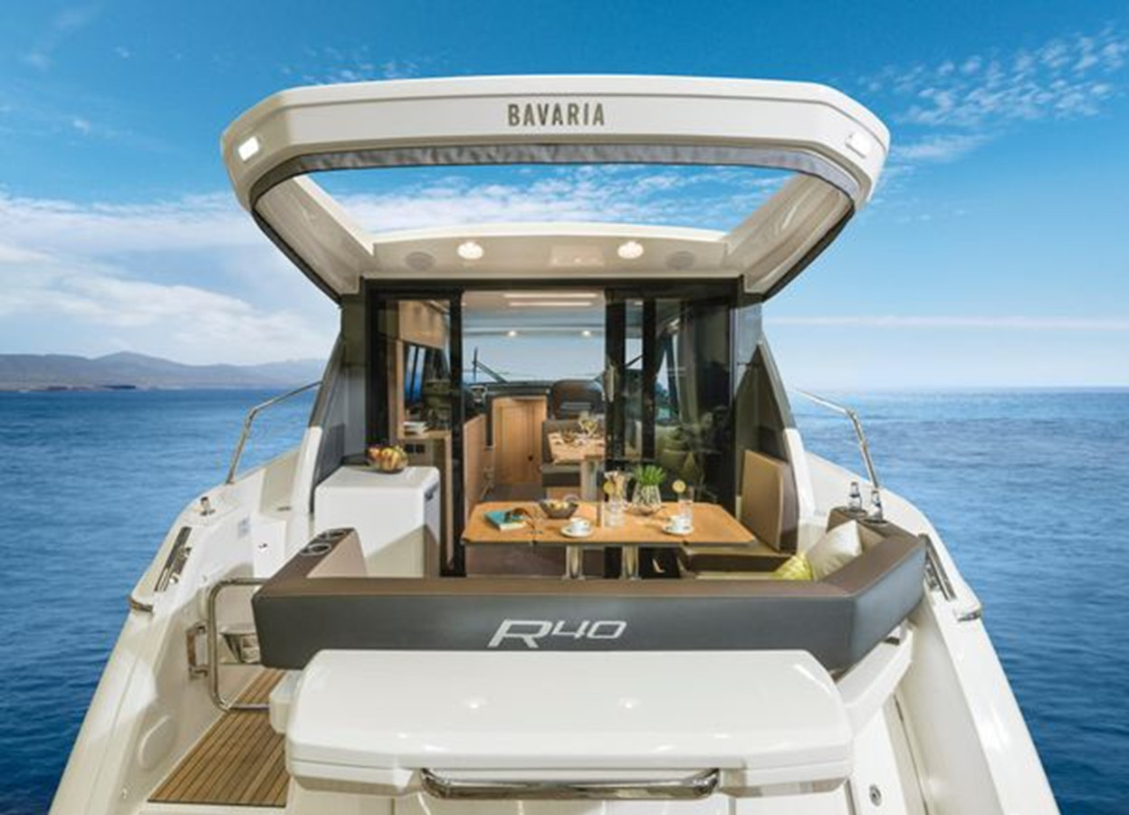 https://arconyachts.ams3.digitaloceanspaces.com/158693/conversions/large_3886708-optimize.jpg