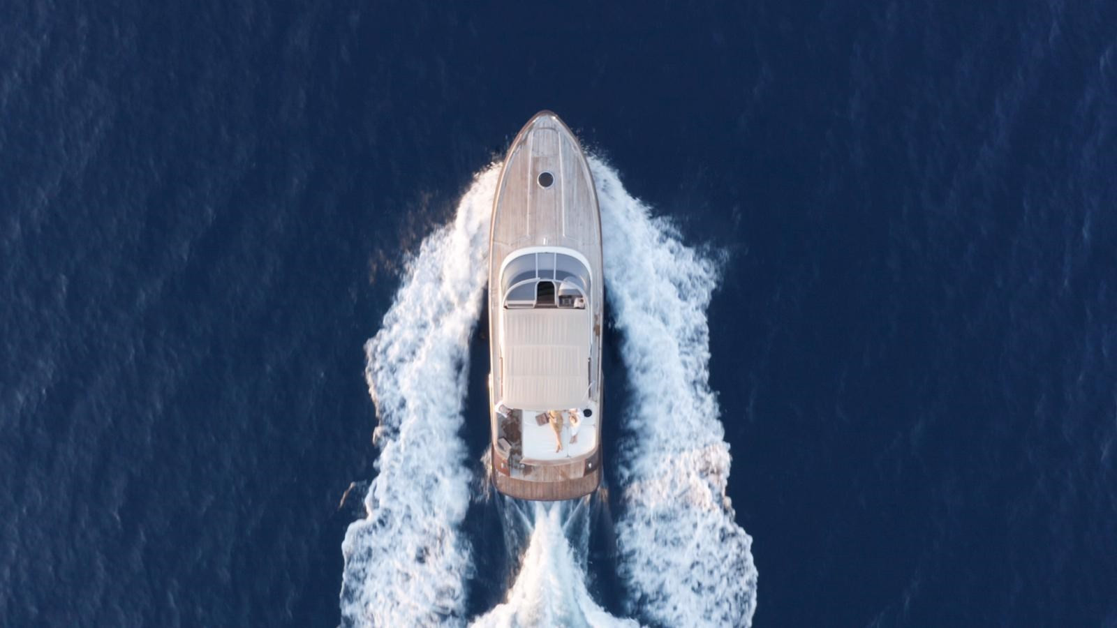 https://arconyachts.ams3.digitaloceanspaces.com/158888/conversions/large_4552490-optimize.jpg