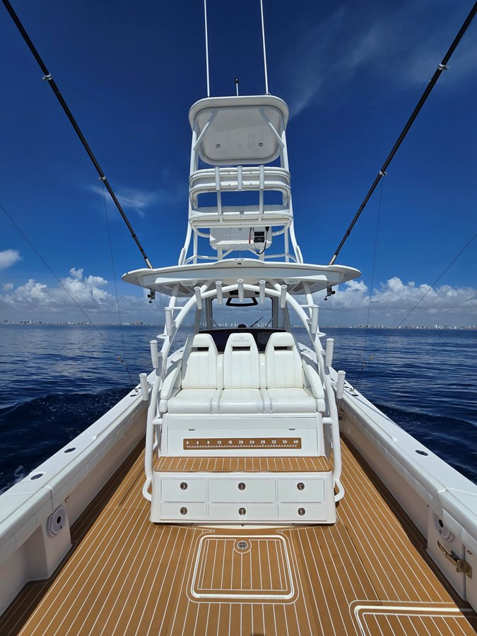 https://arconyachts.ams3.digitaloceanspaces.com/159054/conversions/large_4733603-optimize.jpg