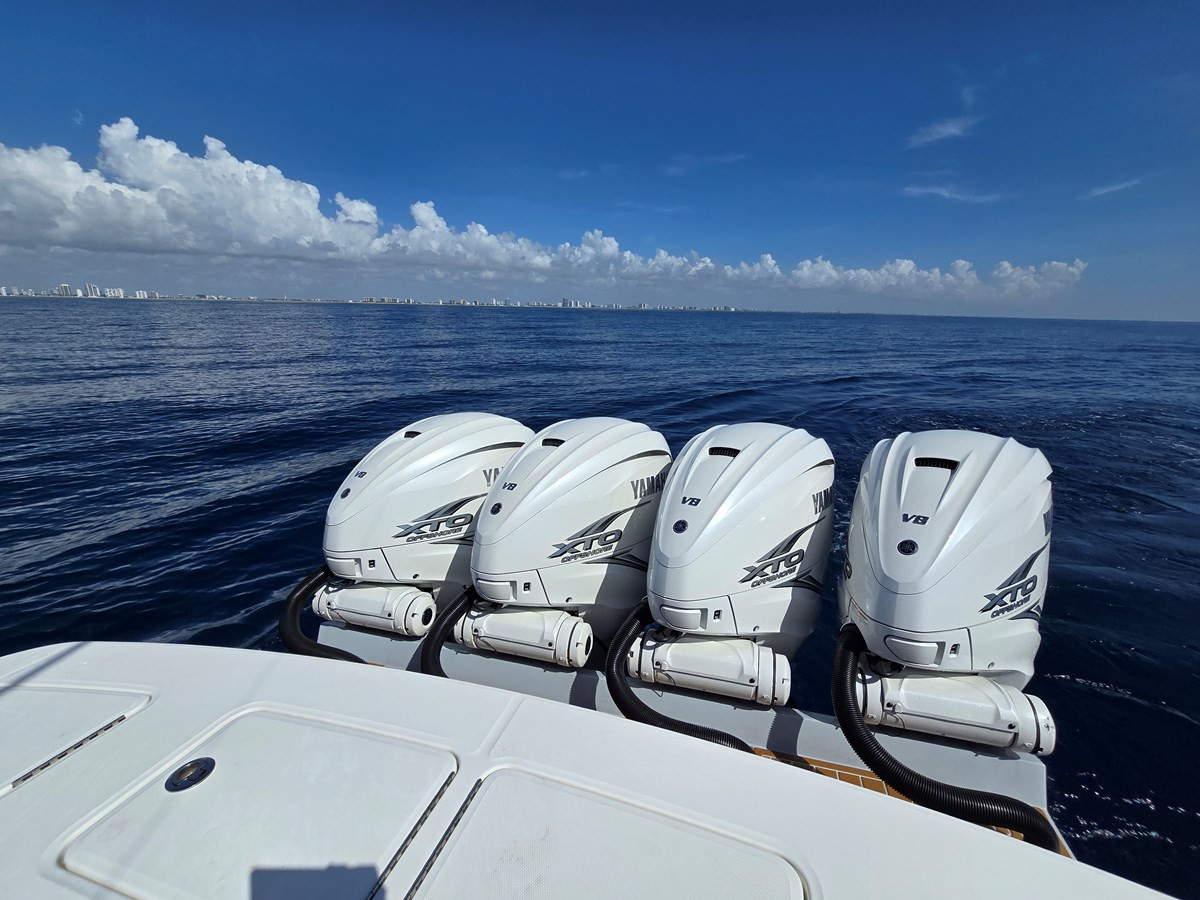 https://arconyachts.ams3.digitaloceanspaces.com/159080/conversions/large_4733612-optimize.jpg