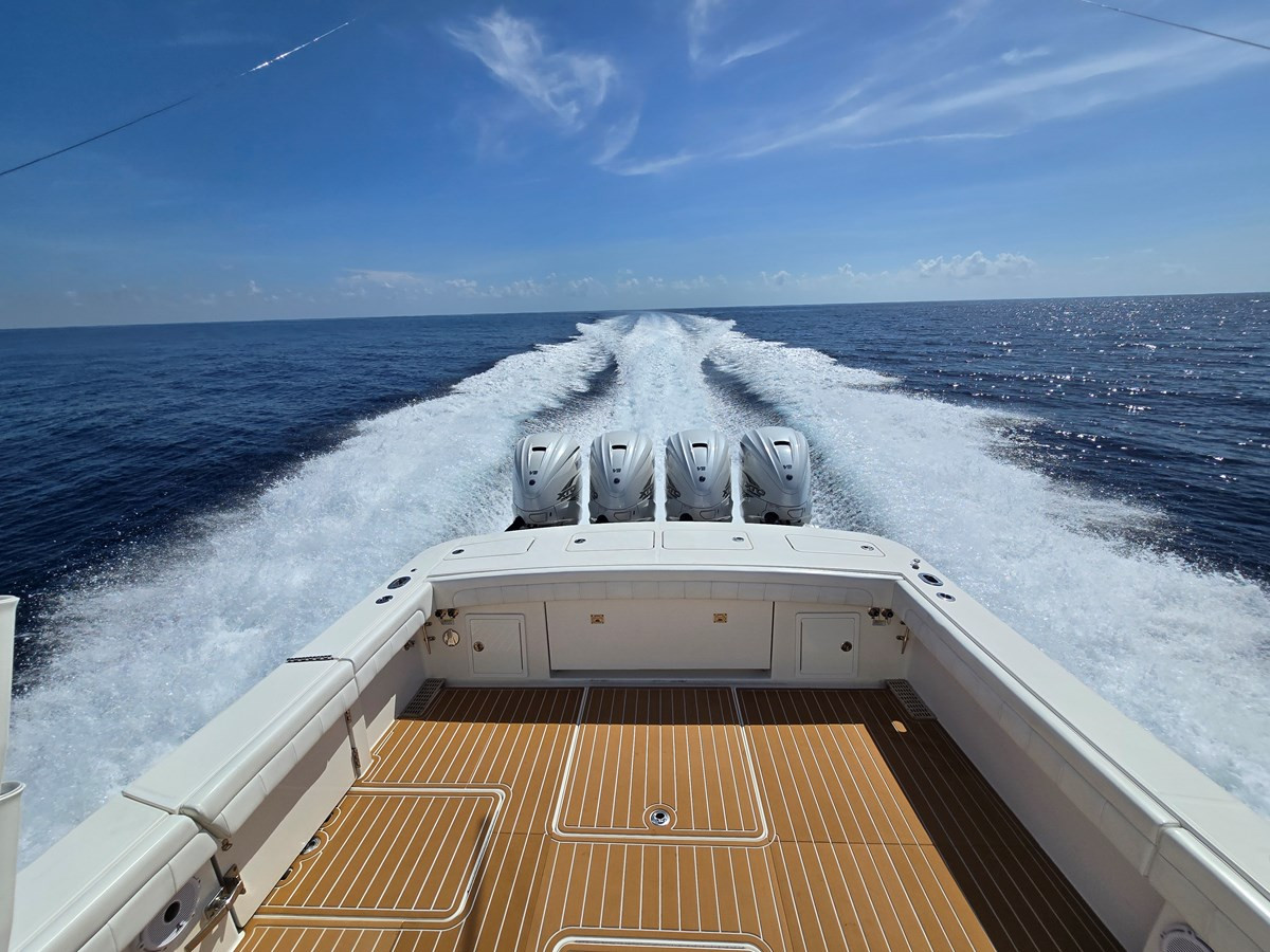 https://arconyachts.ams3.digitaloceanspaces.com/159085/conversions/large_4733614-optimize.jpg