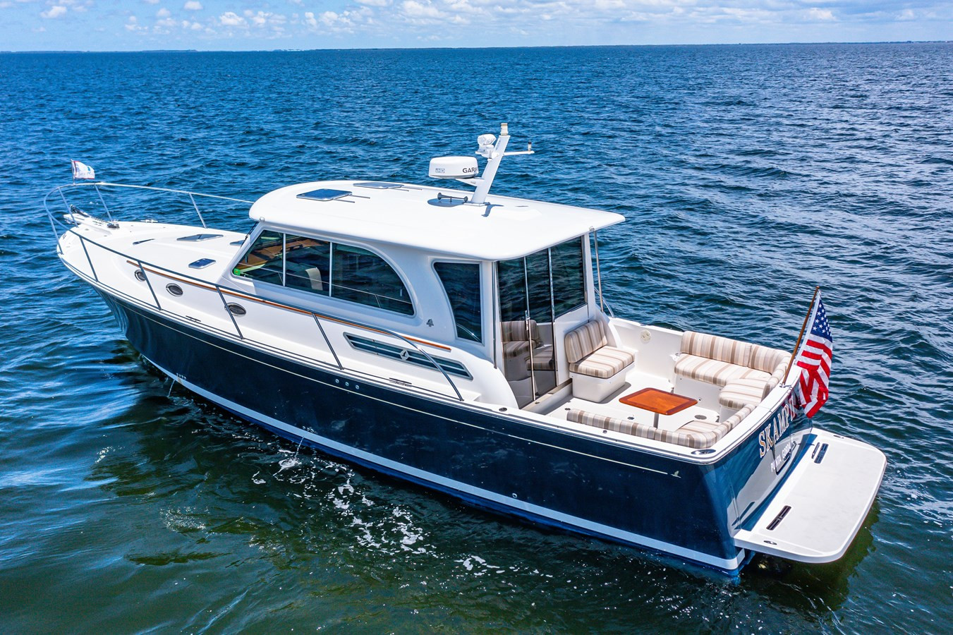 https://arconyachts.ams3.digitaloceanspaces.com/159192/conversions/large_3541915-optimize.jpg