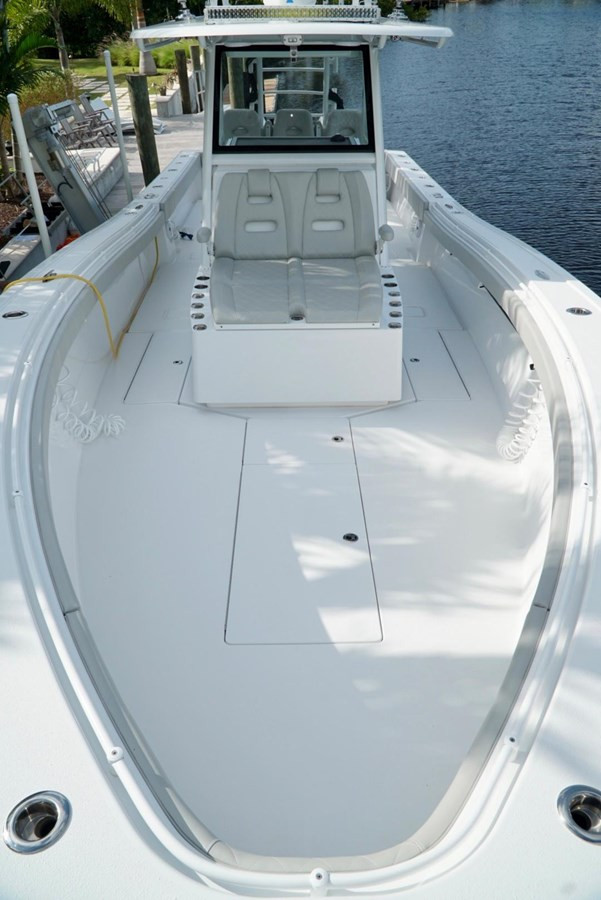 https://arconyachts.ams3.digitaloceanspaces.com/159247/conversions/large_3723593-optimize.jpg