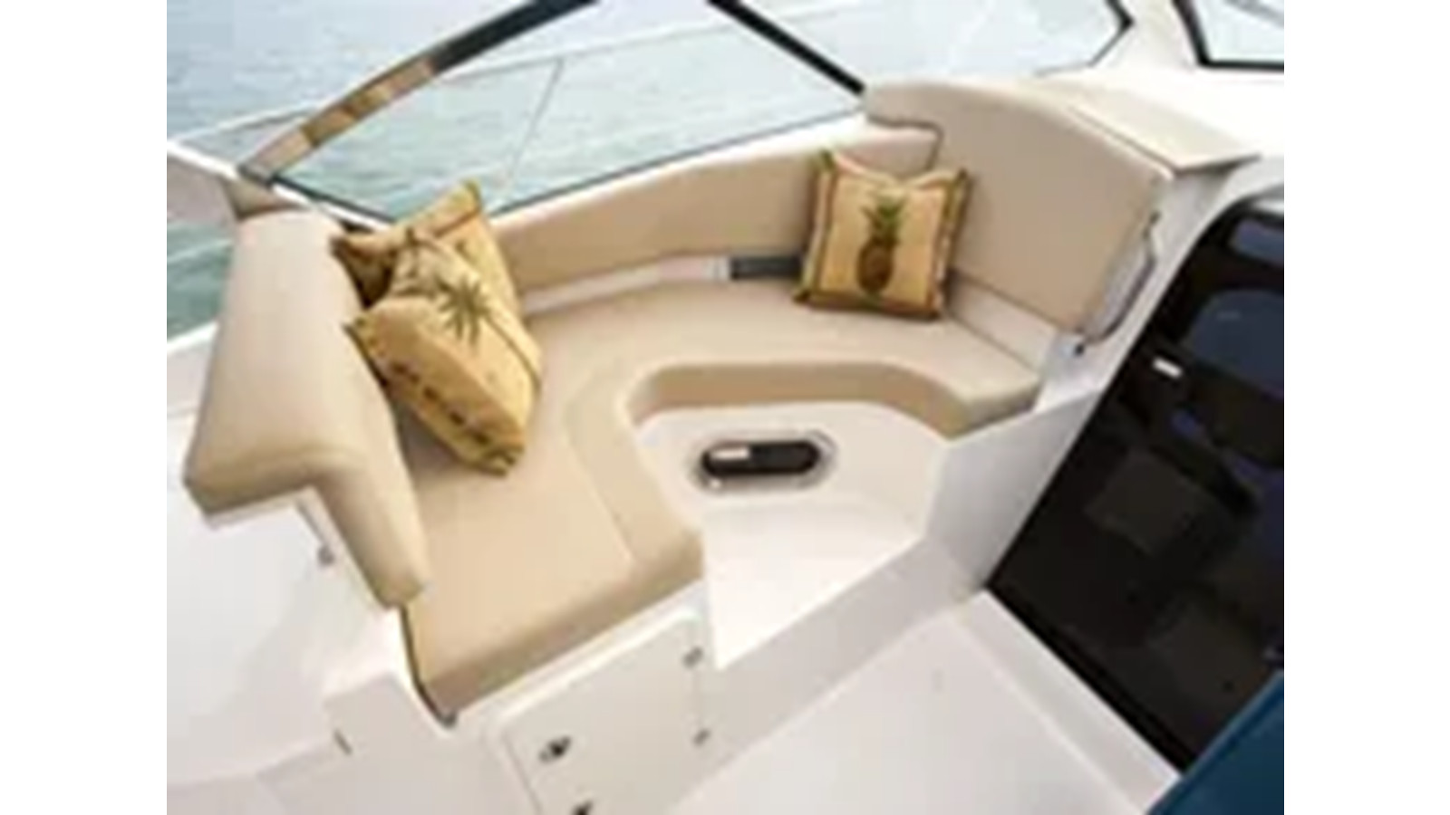 https://arconyachts.ams3.digitaloceanspaces.com/159292/conversions/large_4326614-optimize.jpg