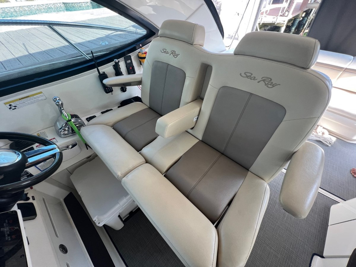https://arconyachts.ams3.digitaloceanspaces.com/159293/conversions/large_3889592-optimize.jpg