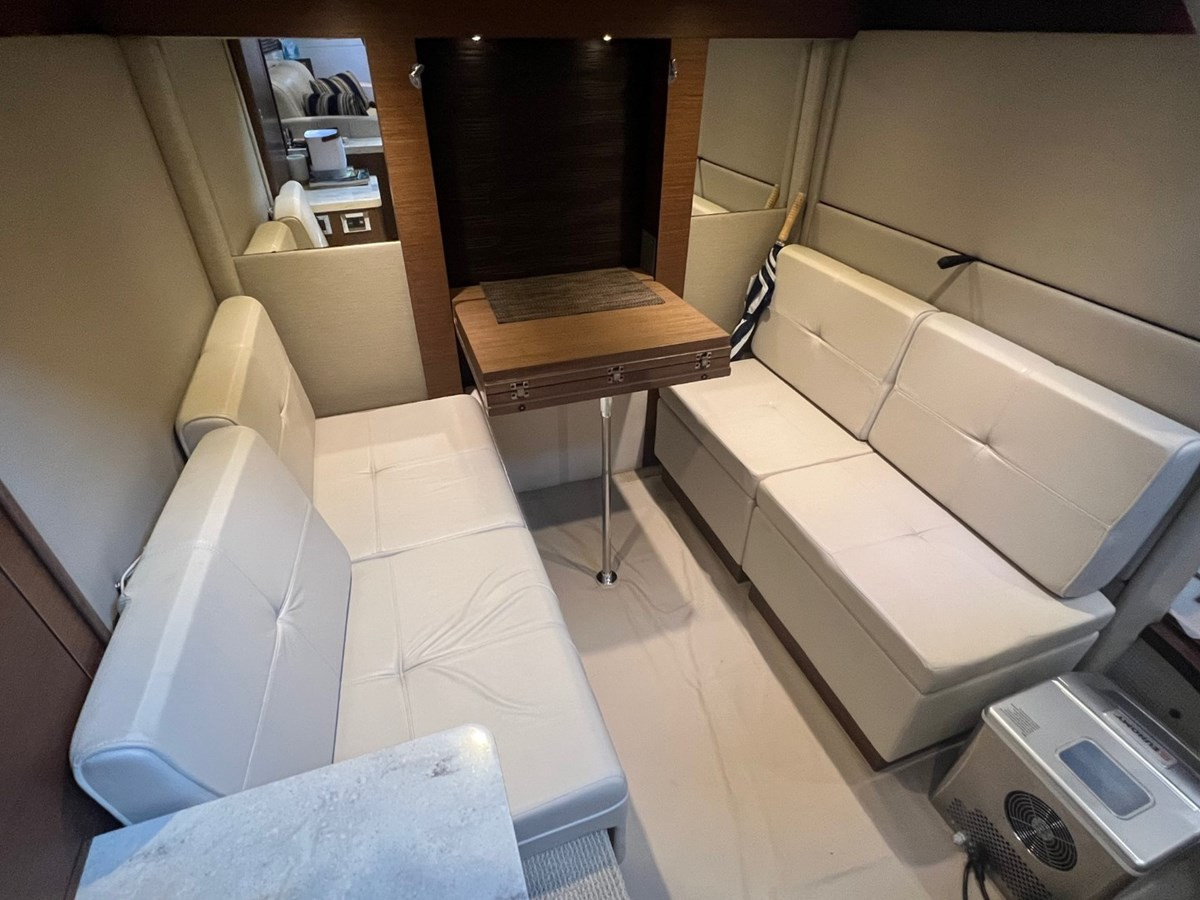 https://arconyachts.ams3.digitaloceanspaces.com/159368/conversions/large_3889619-optimize.jpg