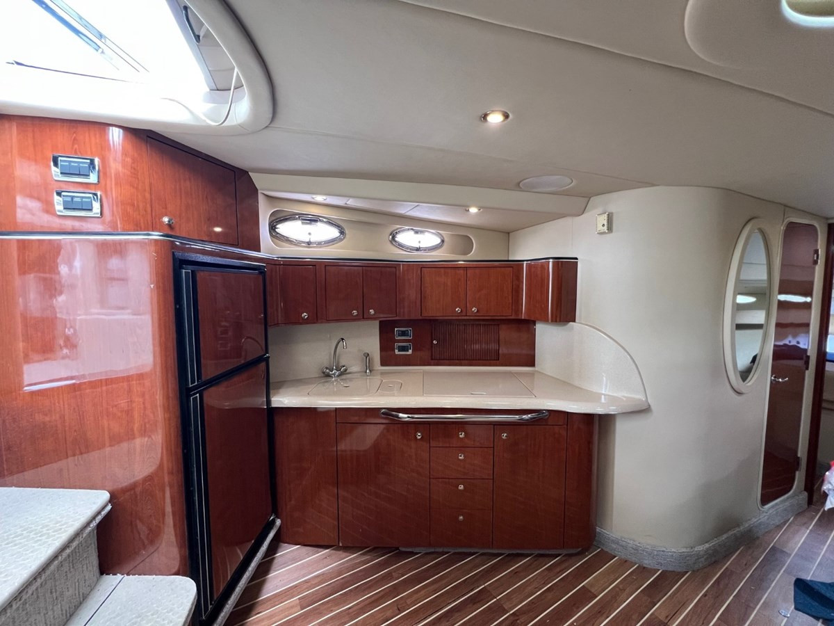 https://arconyachts.ams3.digitaloceanspaces.com/159445/conversions/large_4675772-optimize.jpg