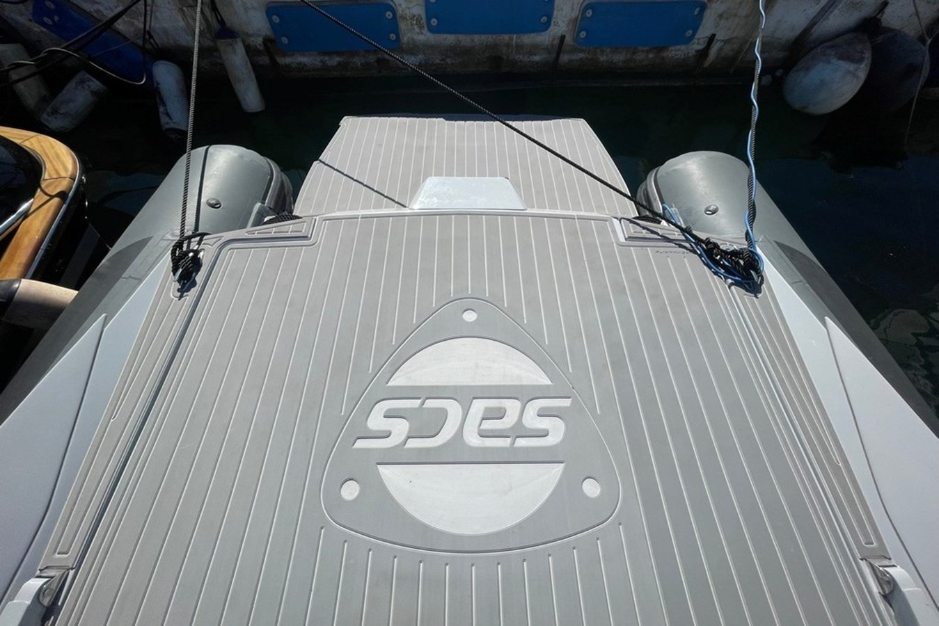 https://arconyachts.ams3.digitaloceanspaces.com/159478/conversions/large_4609676-optimize.jpg