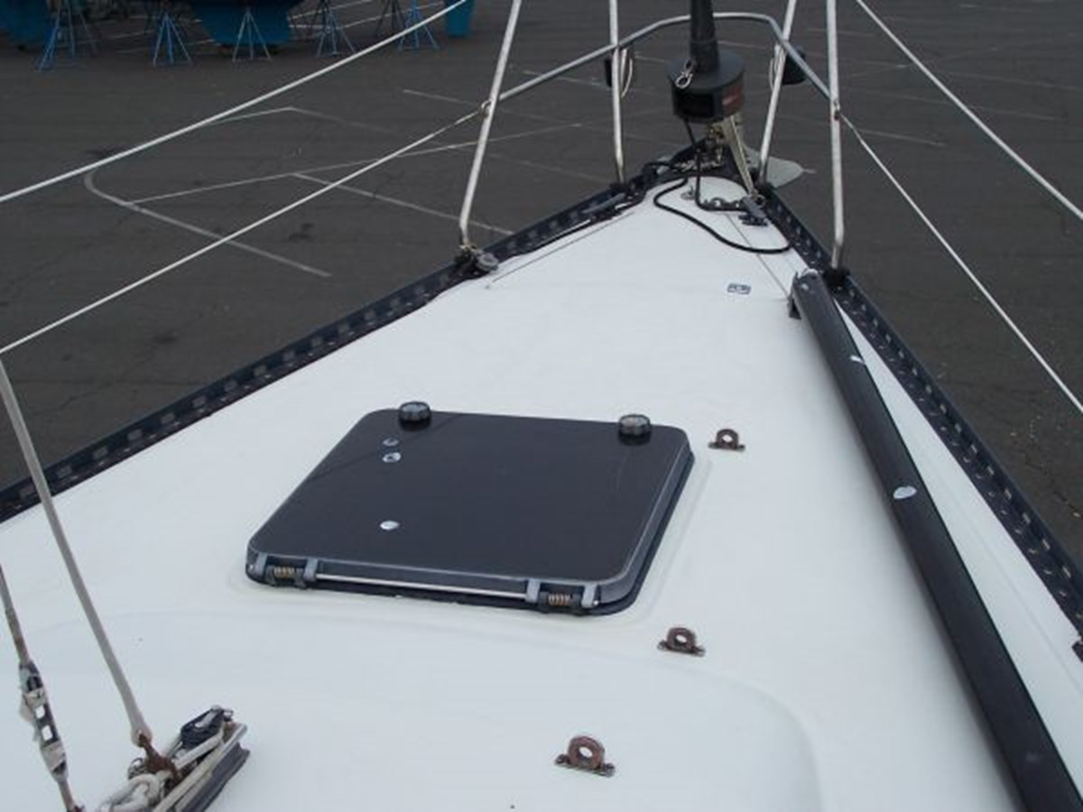 https://arconyachts.ams3.digitaloceanspaces.com/159650/conversions/large_4508294-optimize.jpg